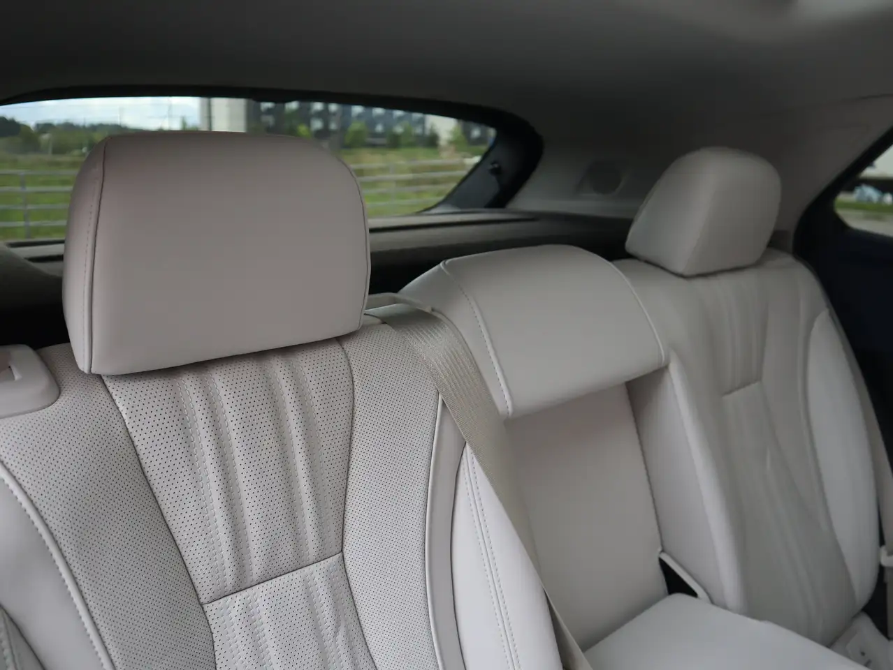 Buick Envision снимка Buick Envision