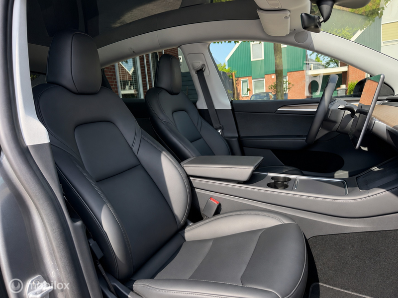 Tesla Model Y Performance 2023 AWD 75 kWh — photo 15