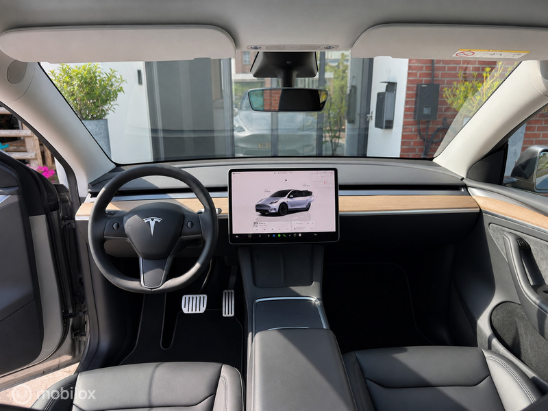 Tesla Model Y Performance 2023 AWD 75 kWh — photo 12