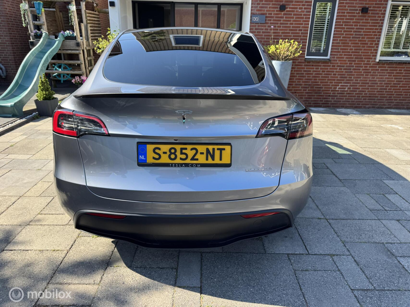 Tesla Model Y Performance 2023 AWD 75 kWh — photo 11