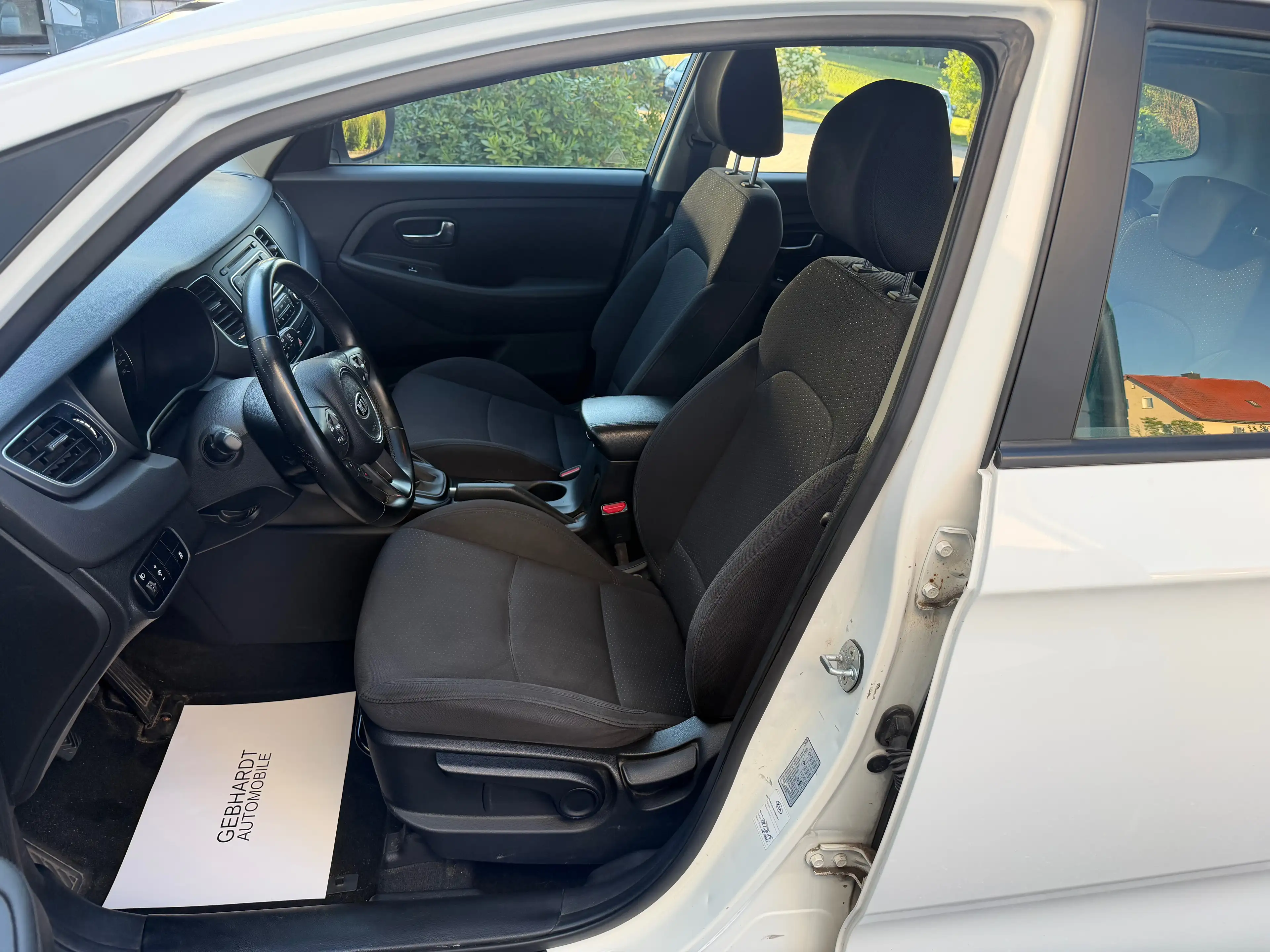 Kia Carens 1.7CRDi Edition 7 AHK Klima SHZG Temp Multi Scheckheft — photo 10