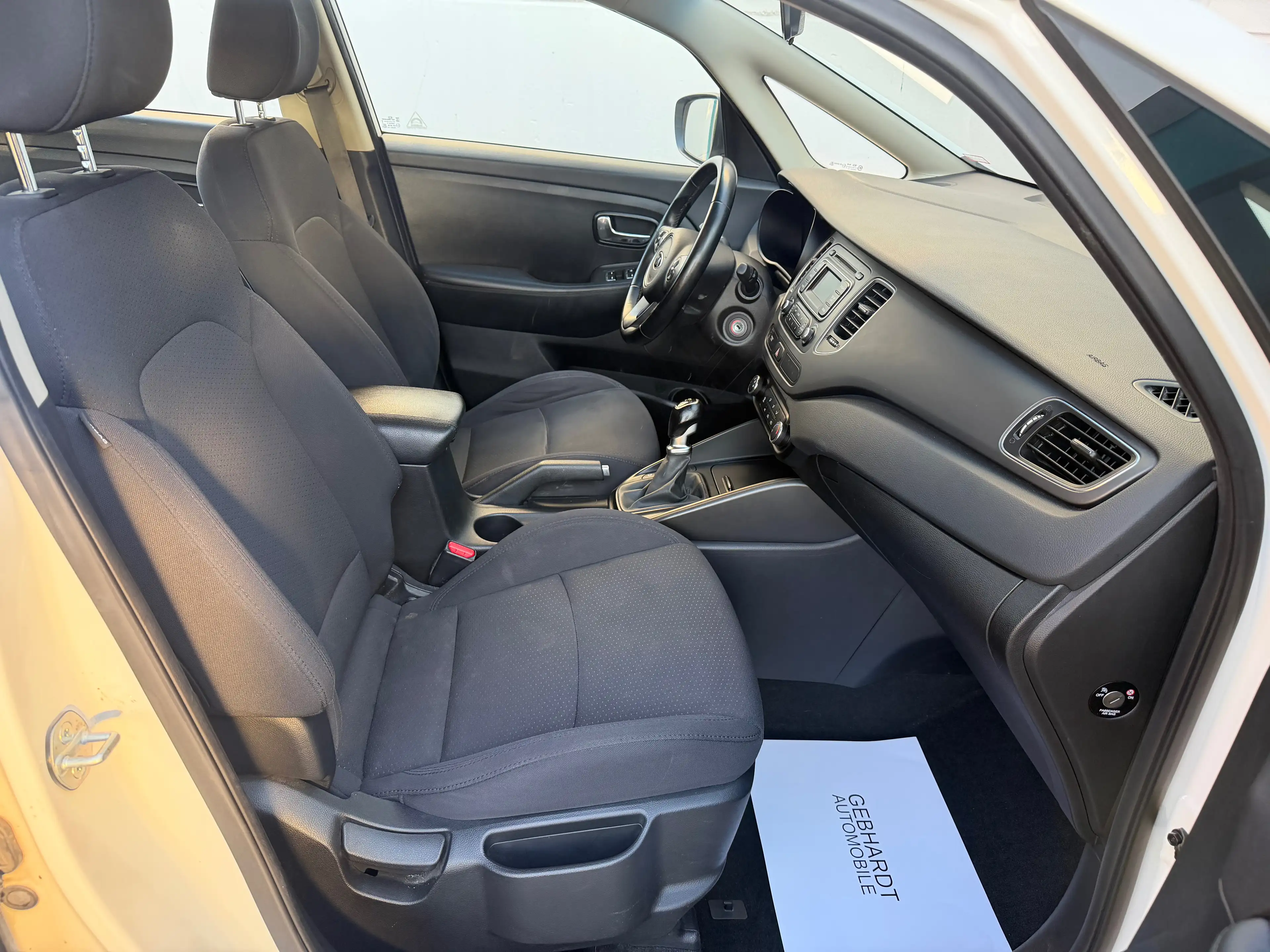 Kia Carens 1.7CRDi Edition 7 AHK Klima SHZG Temp Multi Scheckheft — photo 12