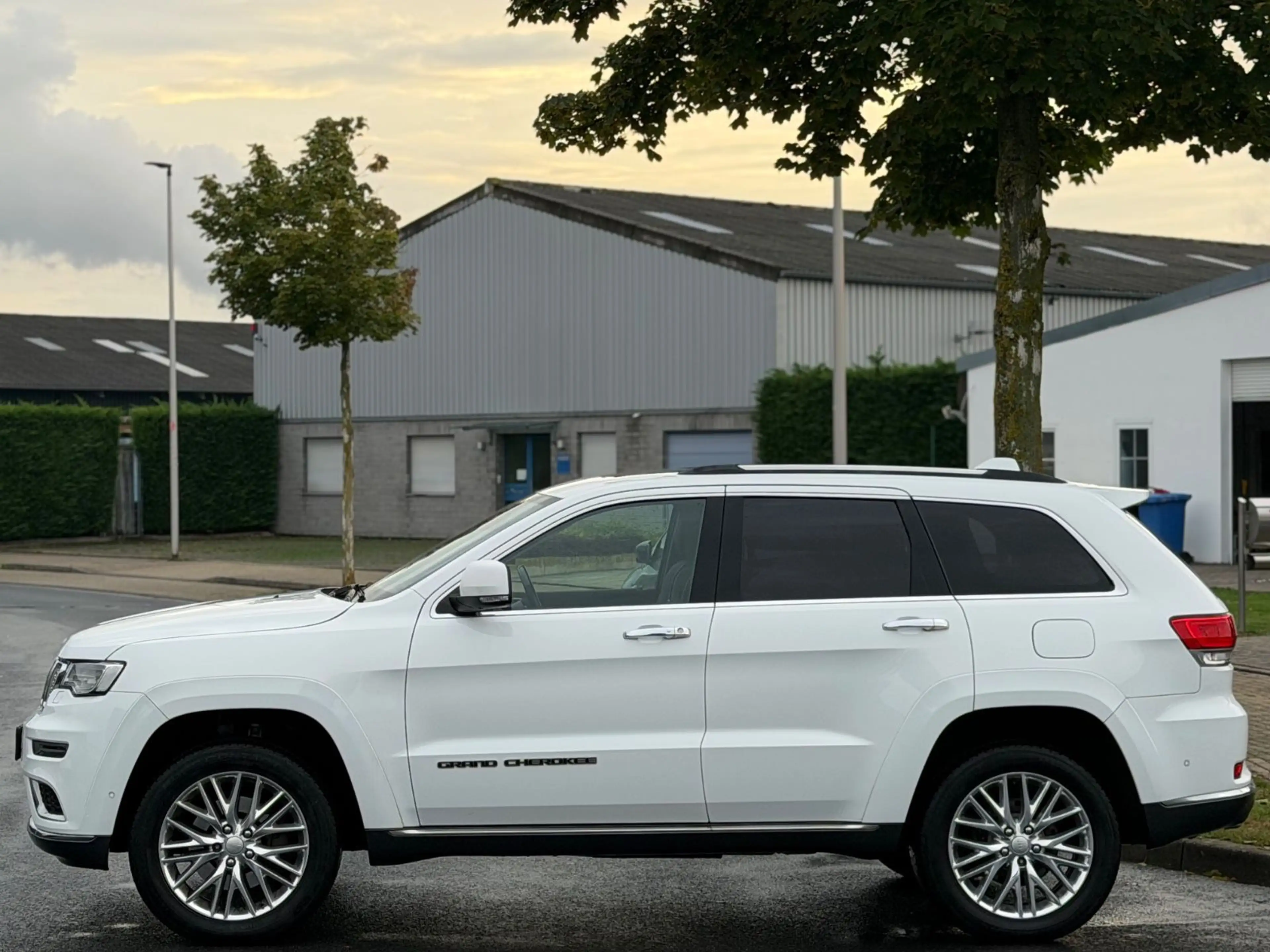 Jeep Grand Cherokee 3.0 CRD Summit*SERVICE NEU*1 HAND — photo 2