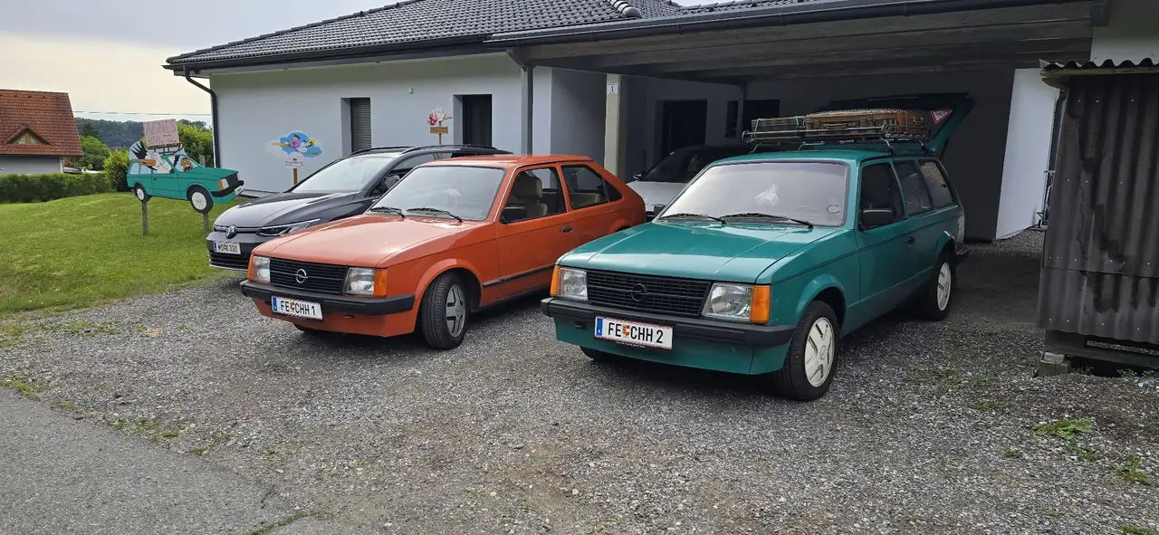 Opel Kadett D dL Caravan 1,3 N, foto 11