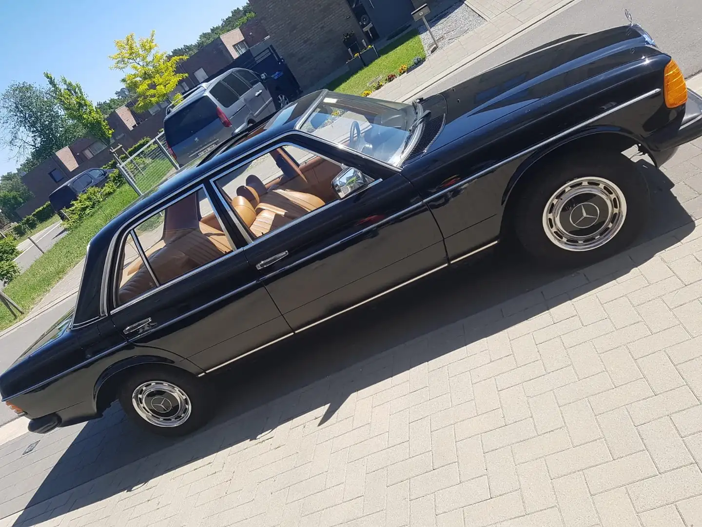 Mercedes-Benz 200 200 D Noir - 1