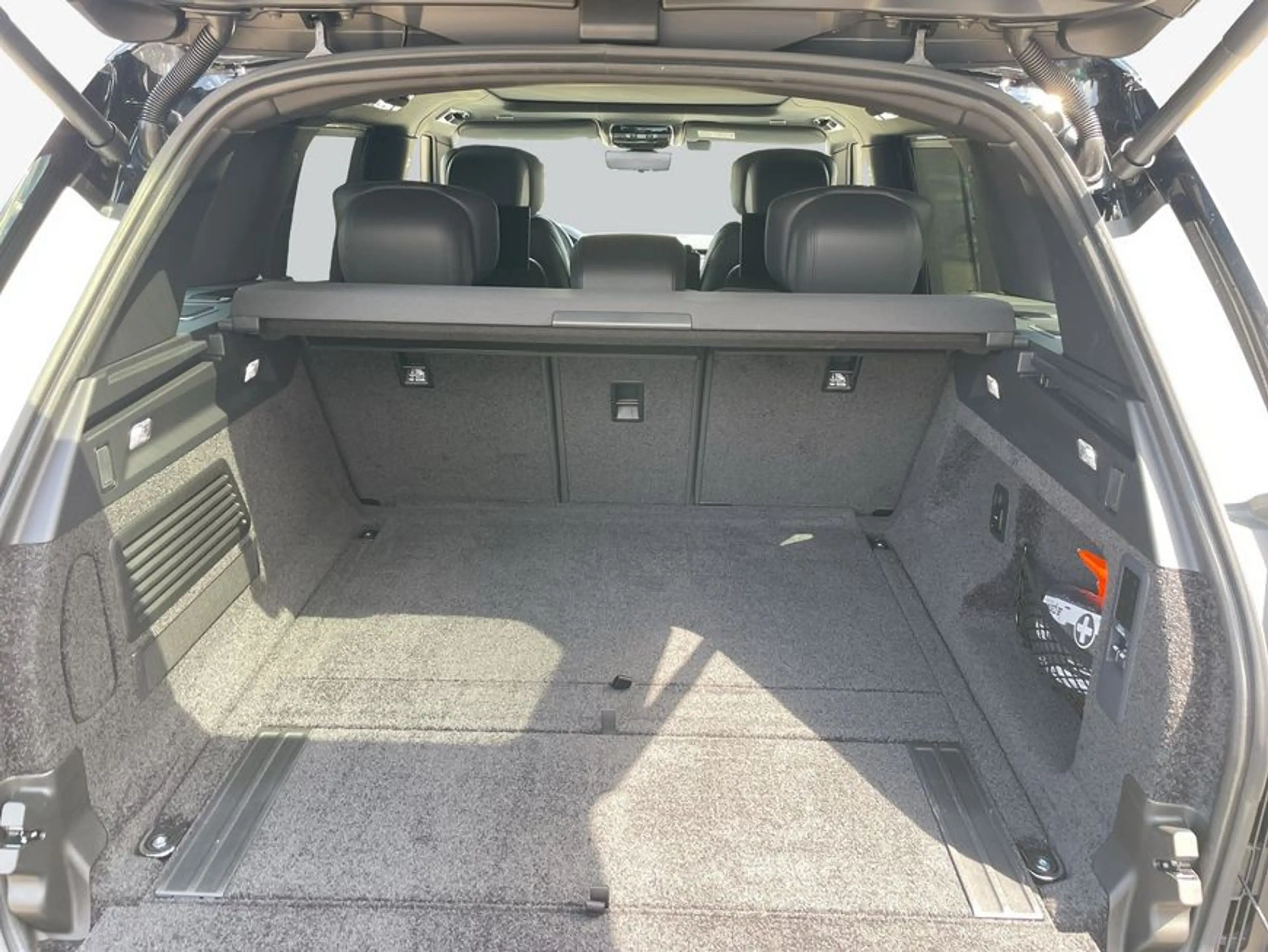 Land Rover Range Rover D350 Autobiography — photo 11