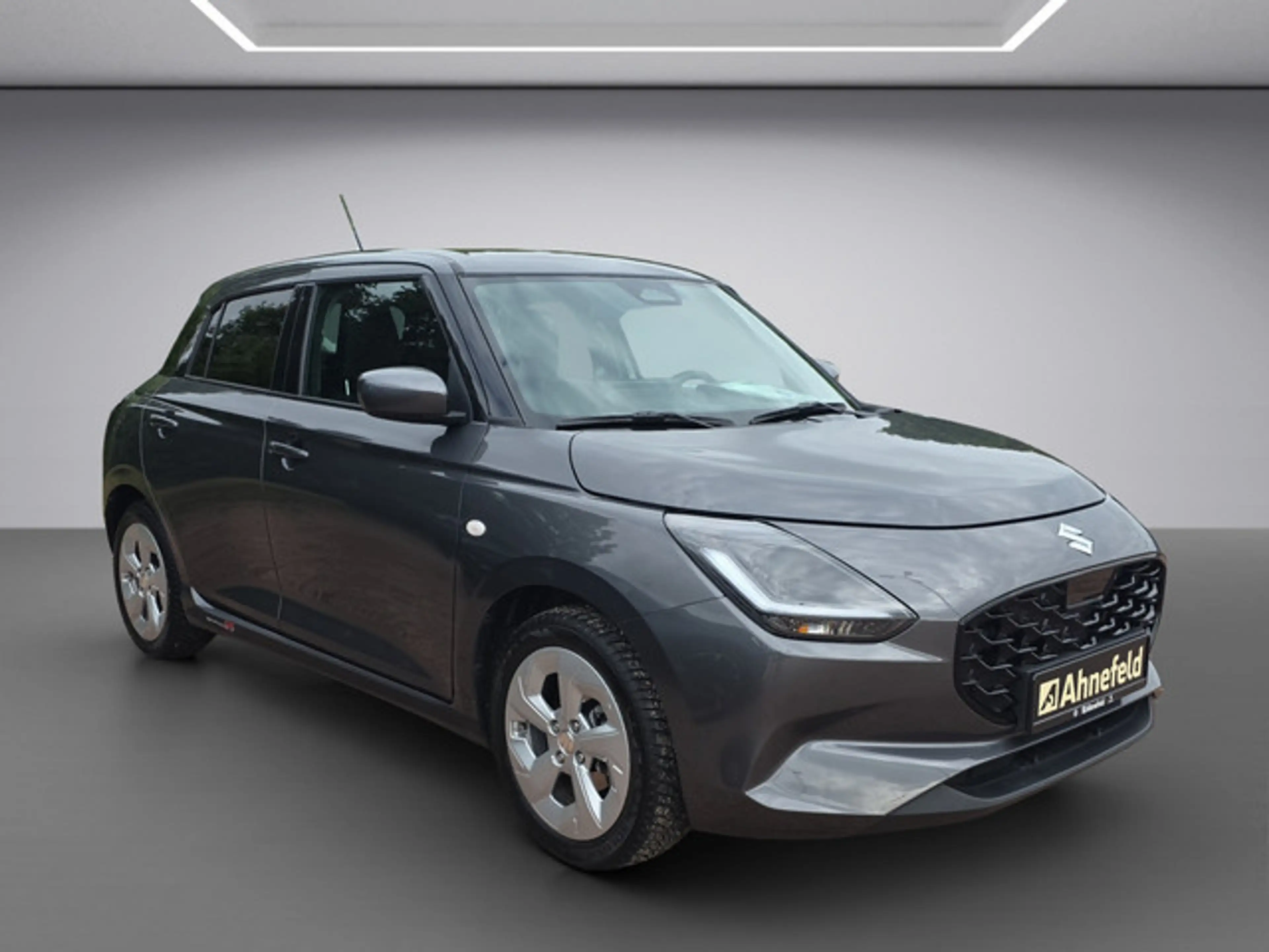 Suzuki Swift 1.2 Dualjet Hybrid 61 kW Comfort — photo 8