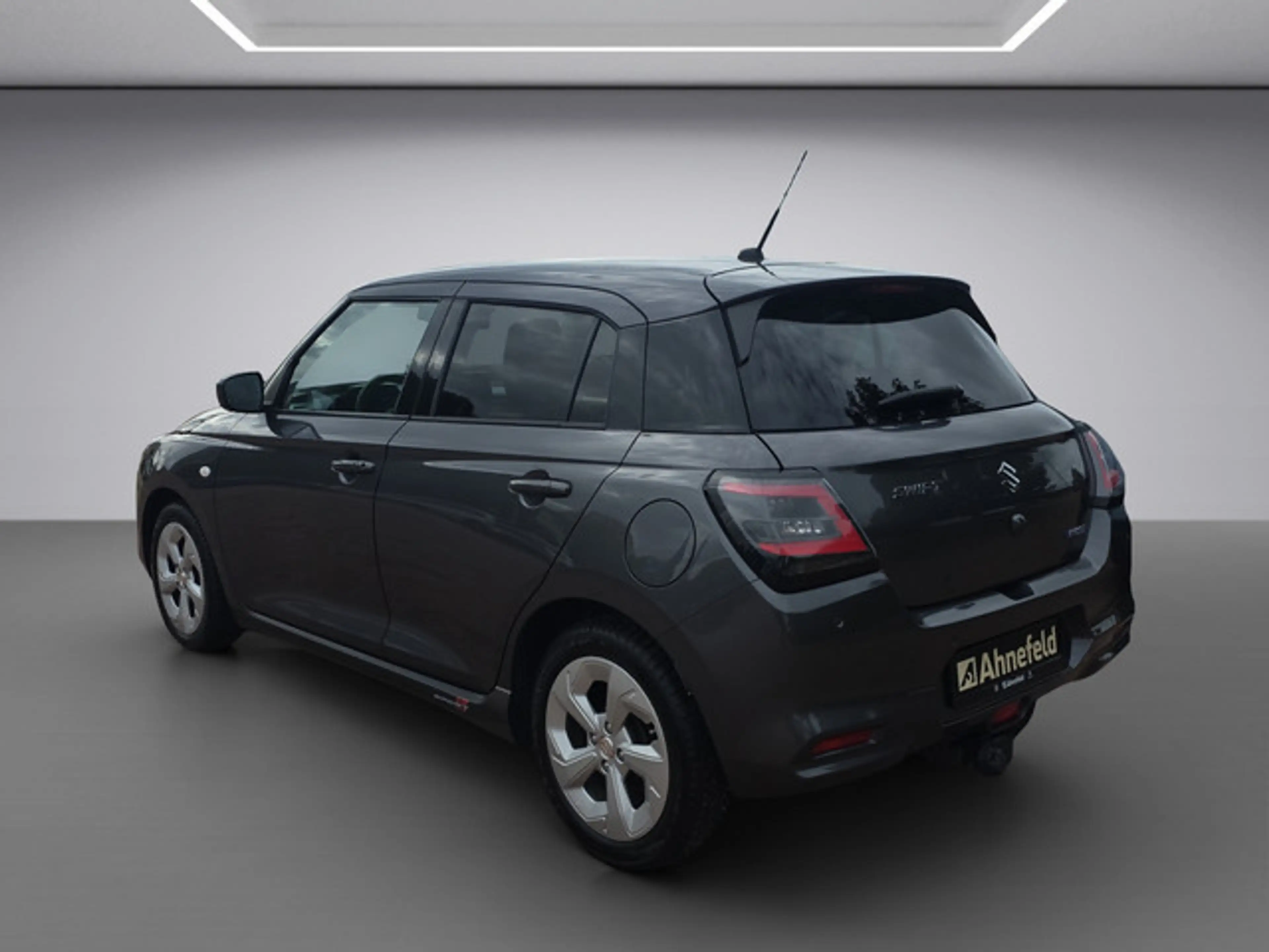 Suzuki Swift 1.2 Dualjet Hybrid 61 kW Comfort — photo 5