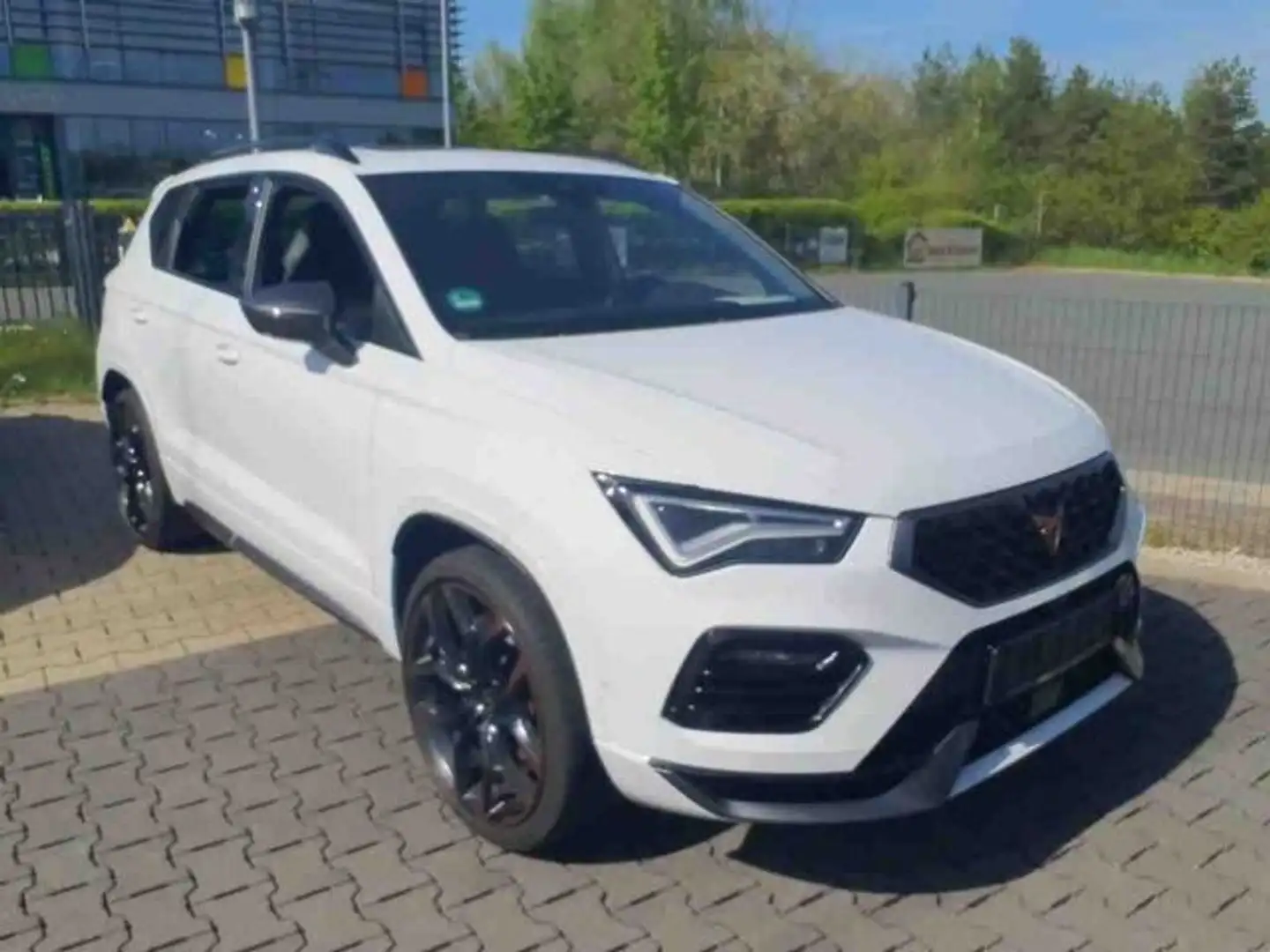 CUPRA Ateca VZ LIMITED ED. LM20 BREMBO AHK PANO BEATS Weiß - 2