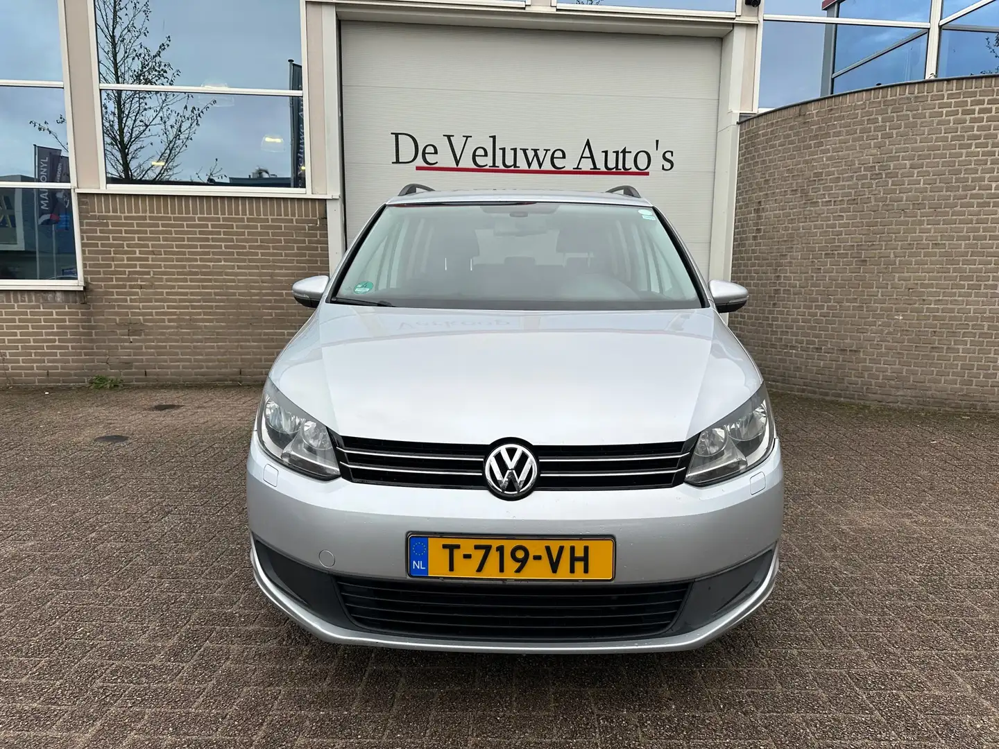 Volkswagen Touran 1.4 TSI Comfortline 7p. | Navi | Grijs - 2