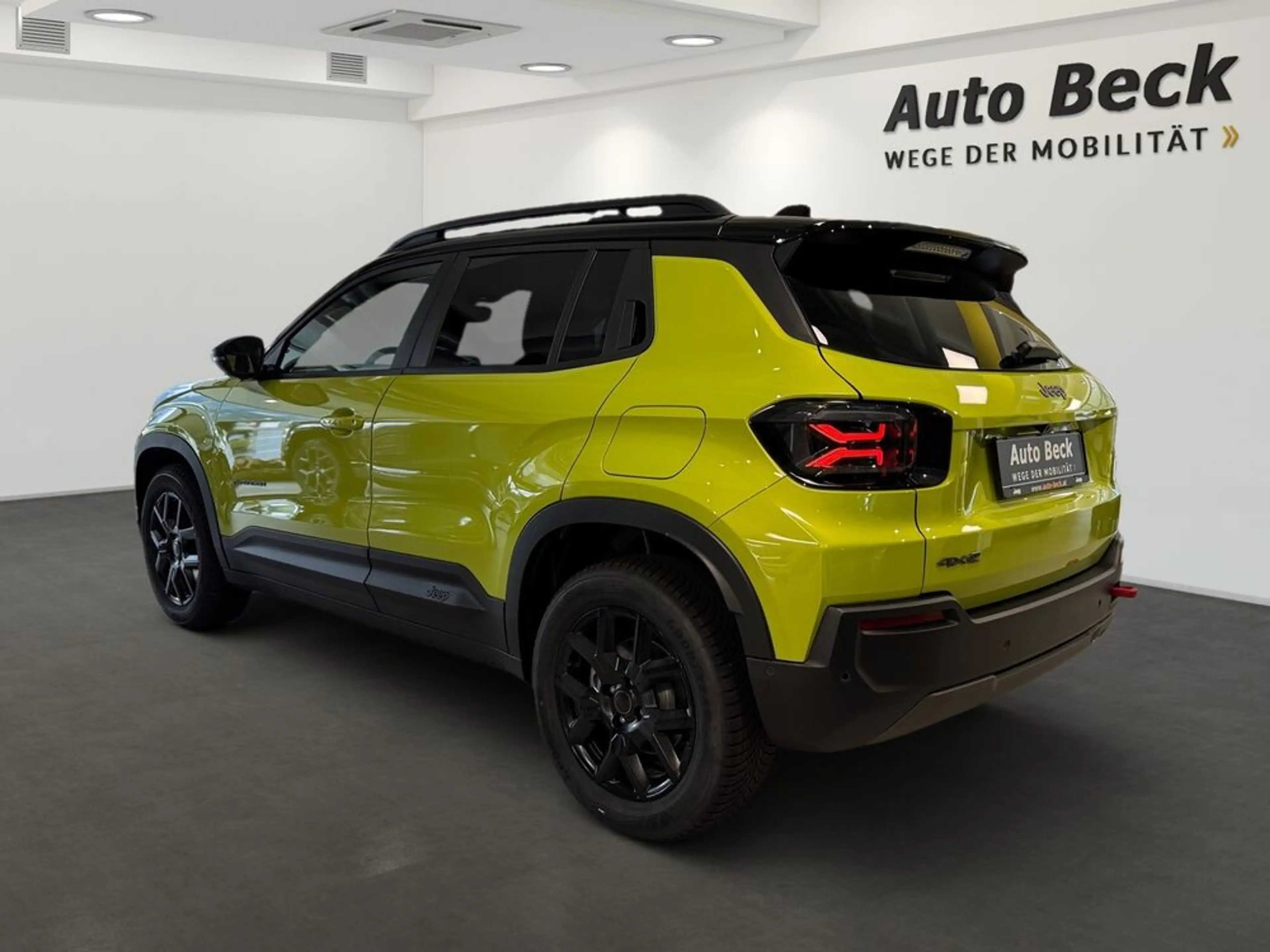 Jeep Avenger Overland Mild-Hybrid 4xe — photo 7