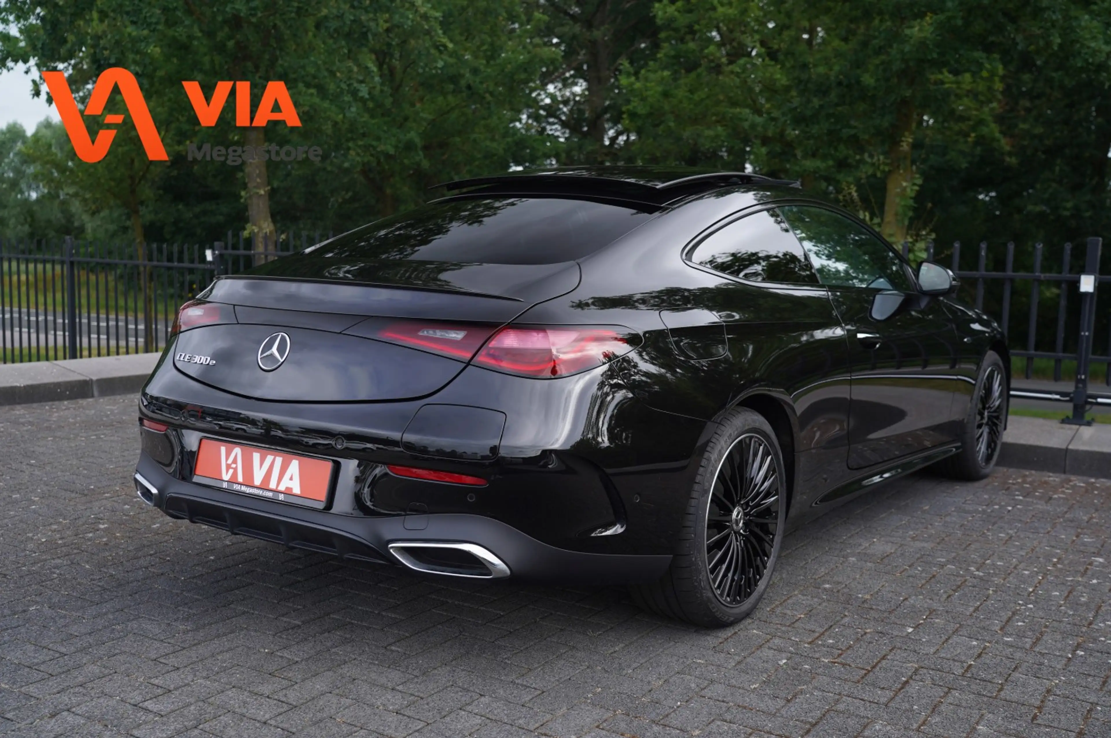 Mercedes-Benz CLE 300 300e Coupé Automaat AMG Line | Premium Pakket | Ni — photo 3