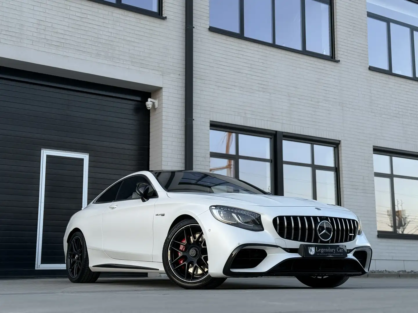 Mercedes-Benz S 63 AMG Coupe 4-Matic FACELIFT " SWAROVSKI / BURMESTER " Blanc - 1