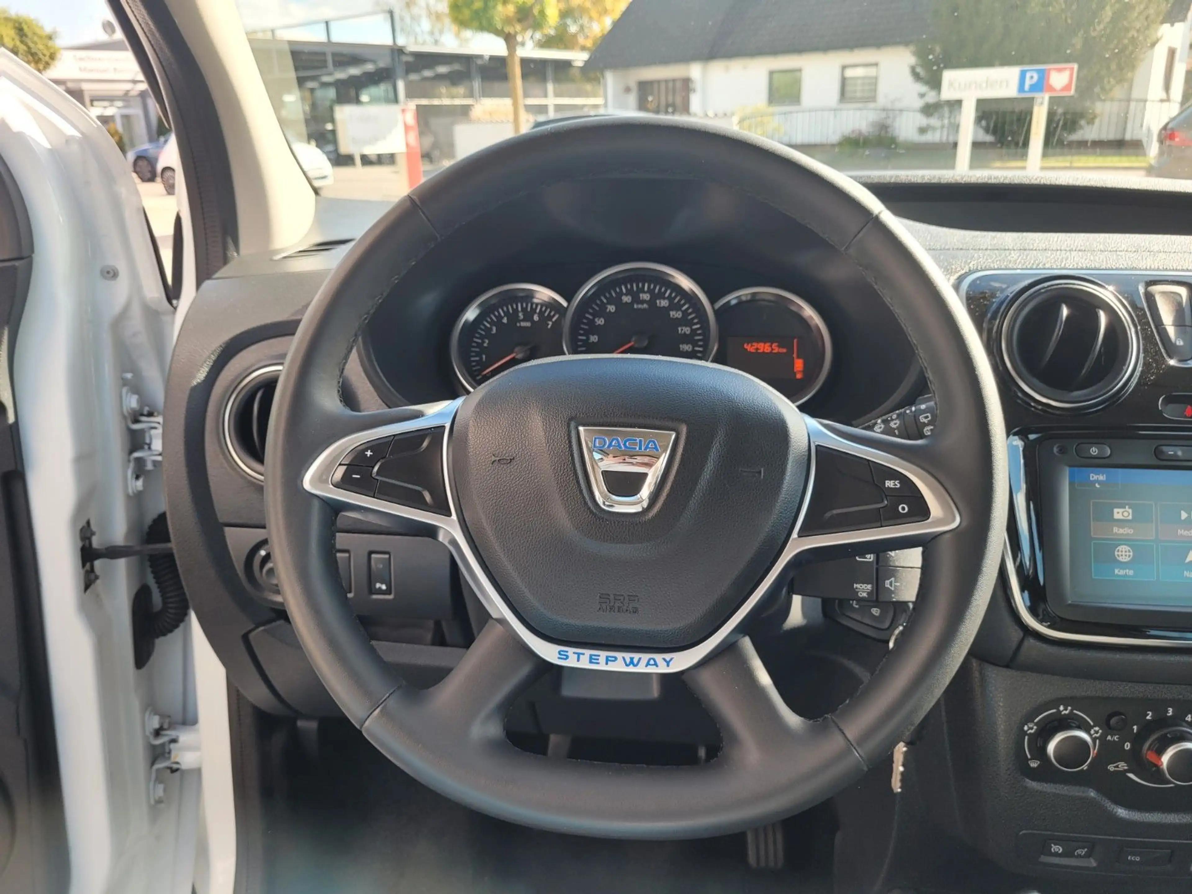 Dacia Dokker Stepway Plus Turbo*SHZ,Kamera,Navi* — photo 10