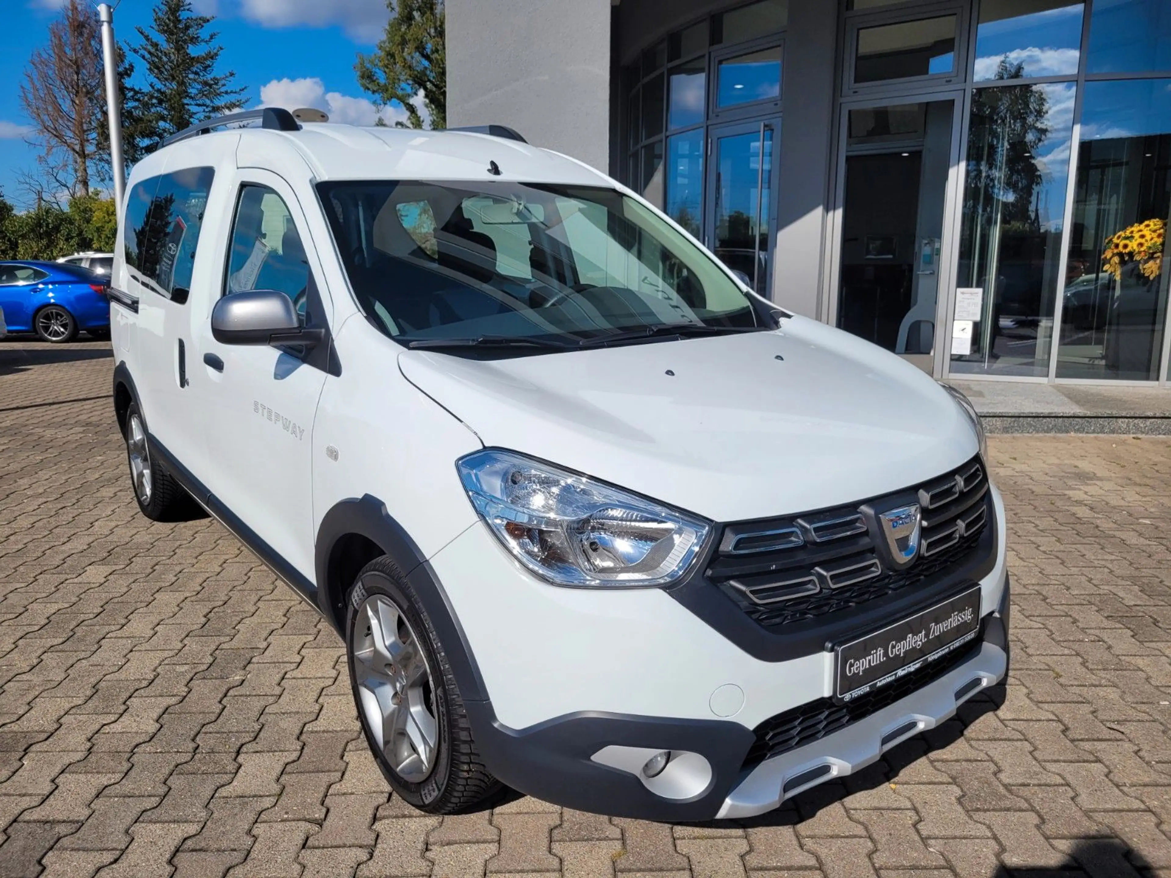 Dacia Dokker Stepway Plus Turbo*SHZ,Kamera,Navi* — photo 3