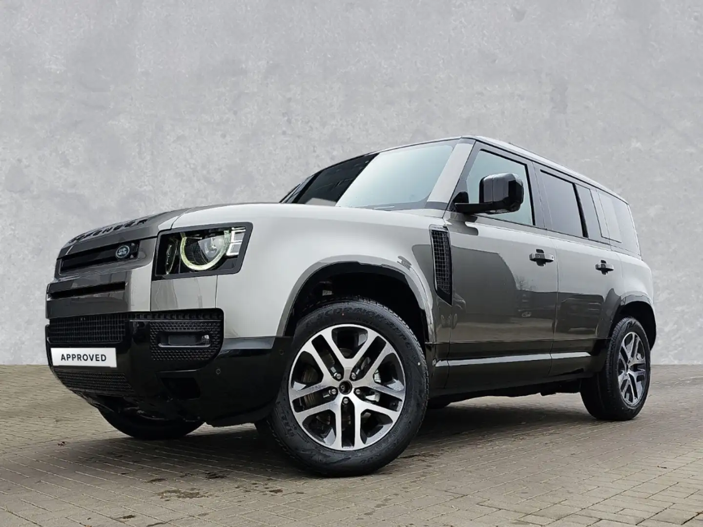 Land Rover Defender 110 D250 X-DYNAMIC SE Plateado - 1