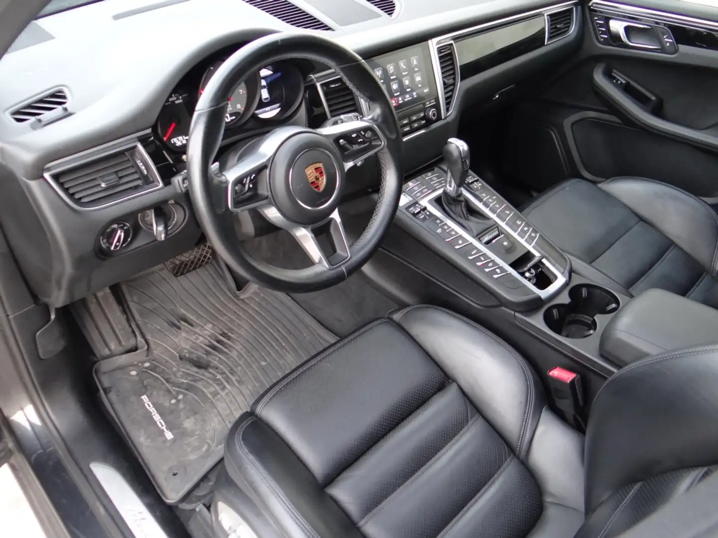 Porsche Macan S Aut. Negro - 2
