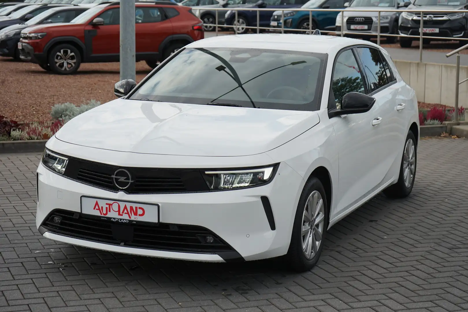 Opel Astra L 1.2 Elegance LED AHK Navi 360° ACC DAB Weiß - 2