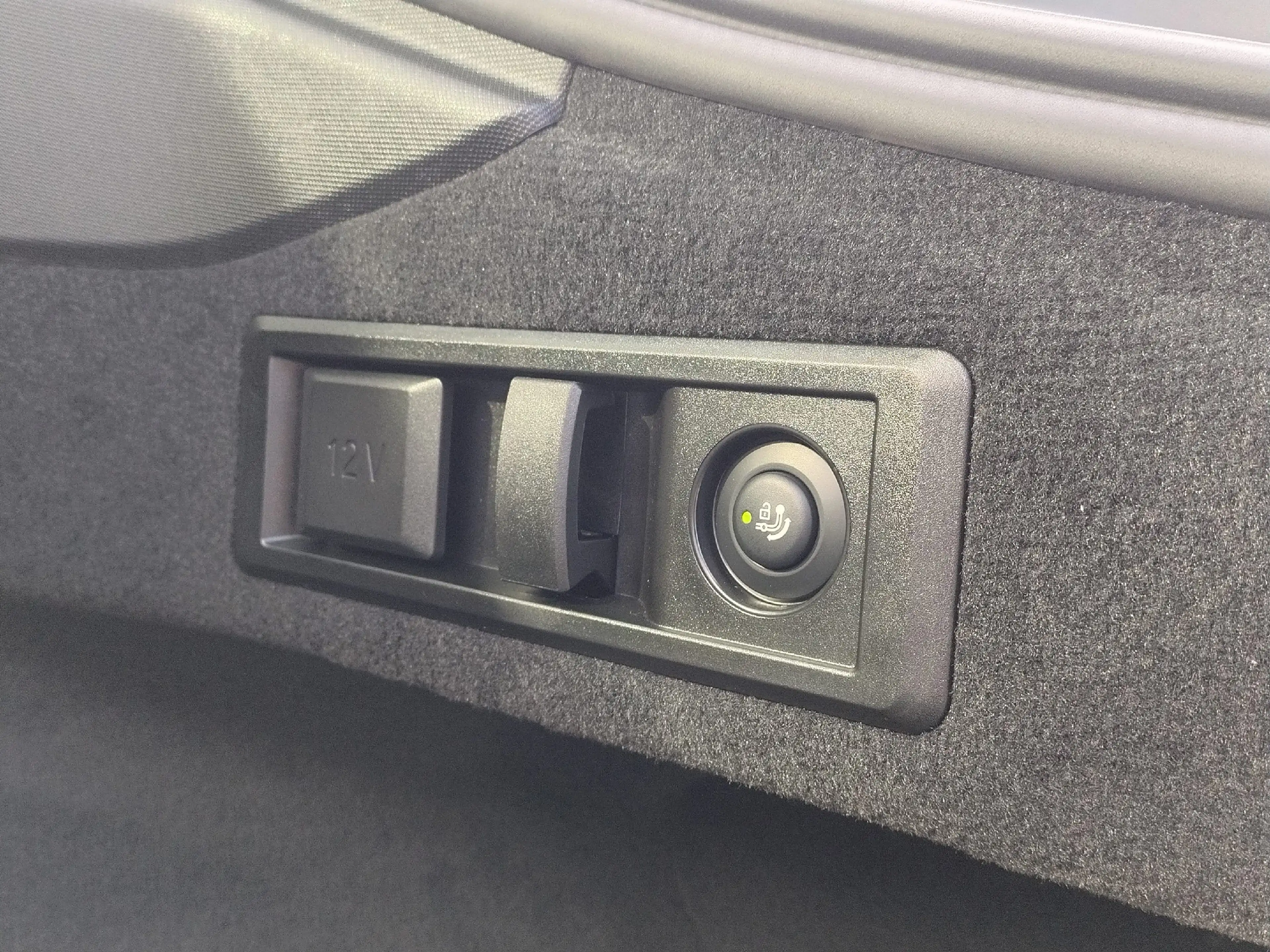BMW 440 M440i xDrive Sportpaket Head-Up HK HiFi DAB LED — photo 13