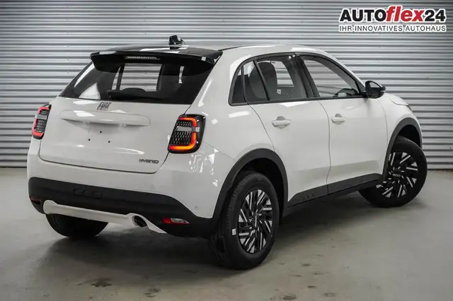 Fiat 600 1,2 MHEV DCT 48V - LAGER 74 kW (101 PS), Automatik