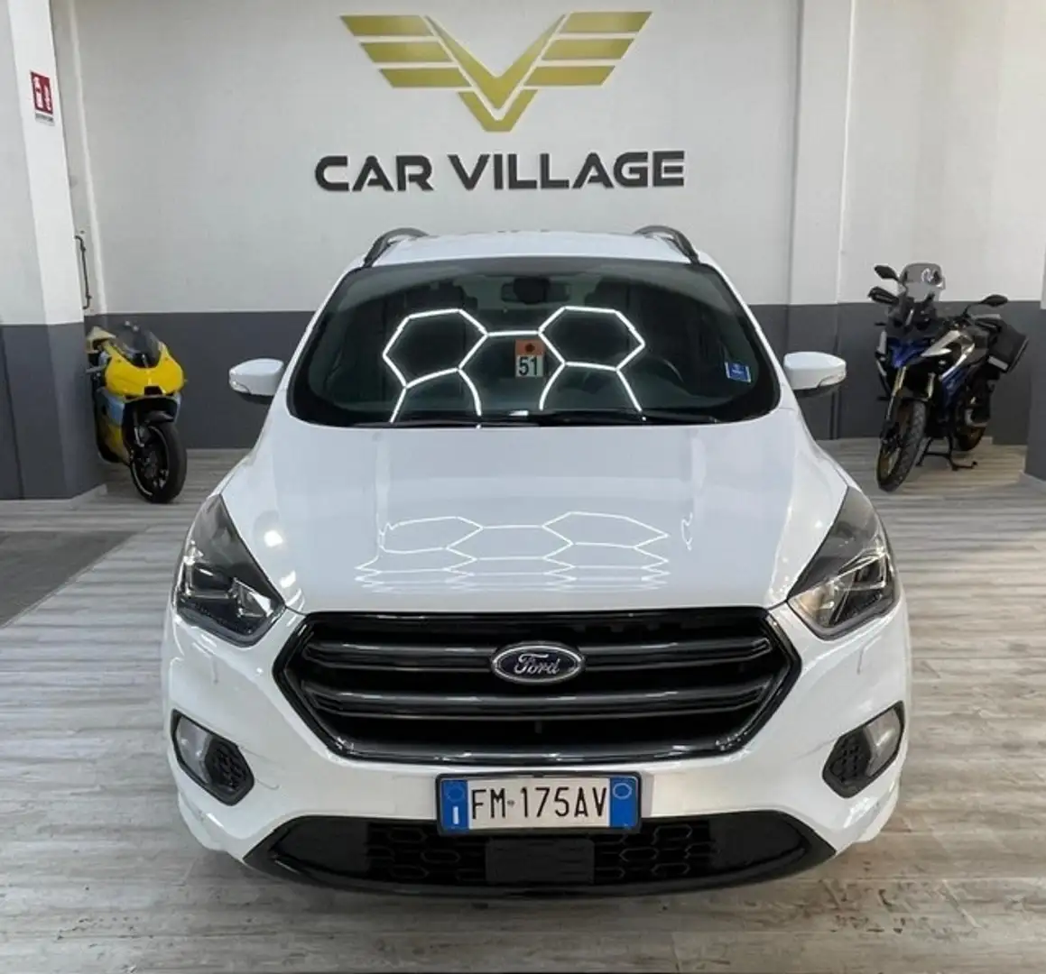 Ford Kuga Kuga 2.0 TDCI 150 CV S&S 4WD Powershift ST-Line Bianco - 1