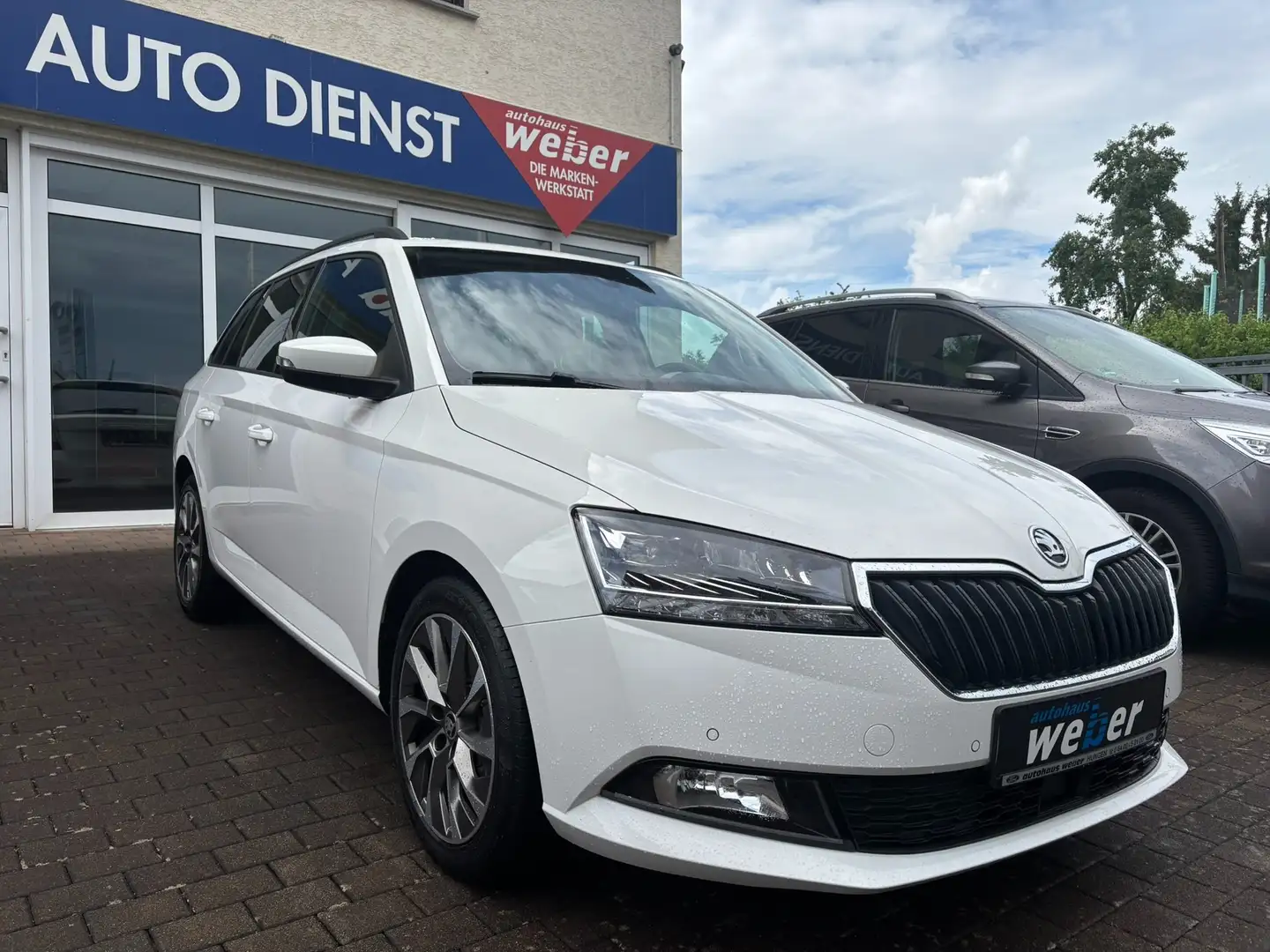Skoda Fabia Best of*DSG*NAVI*CARPLAY*SITZHEIZUNG*LED*ACC Weiß - 1