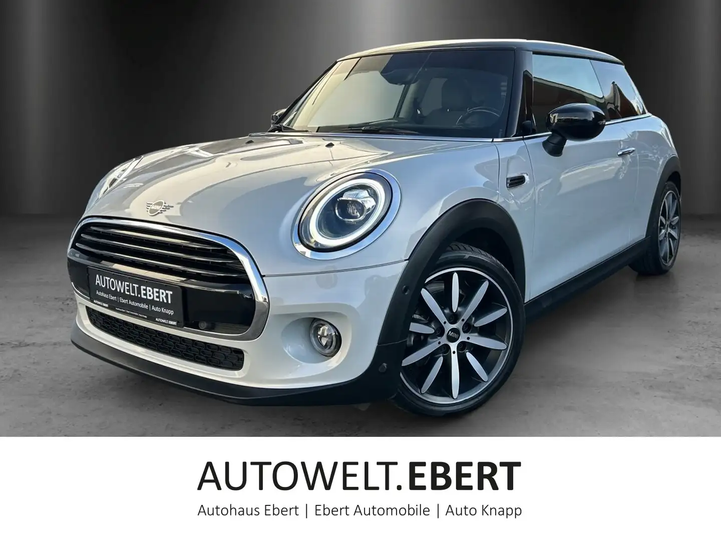 MINI Cooper 1.5 Aut. Chili/PANO-DACH/KAMERA/SHZ/NAVI/ Silber - 1