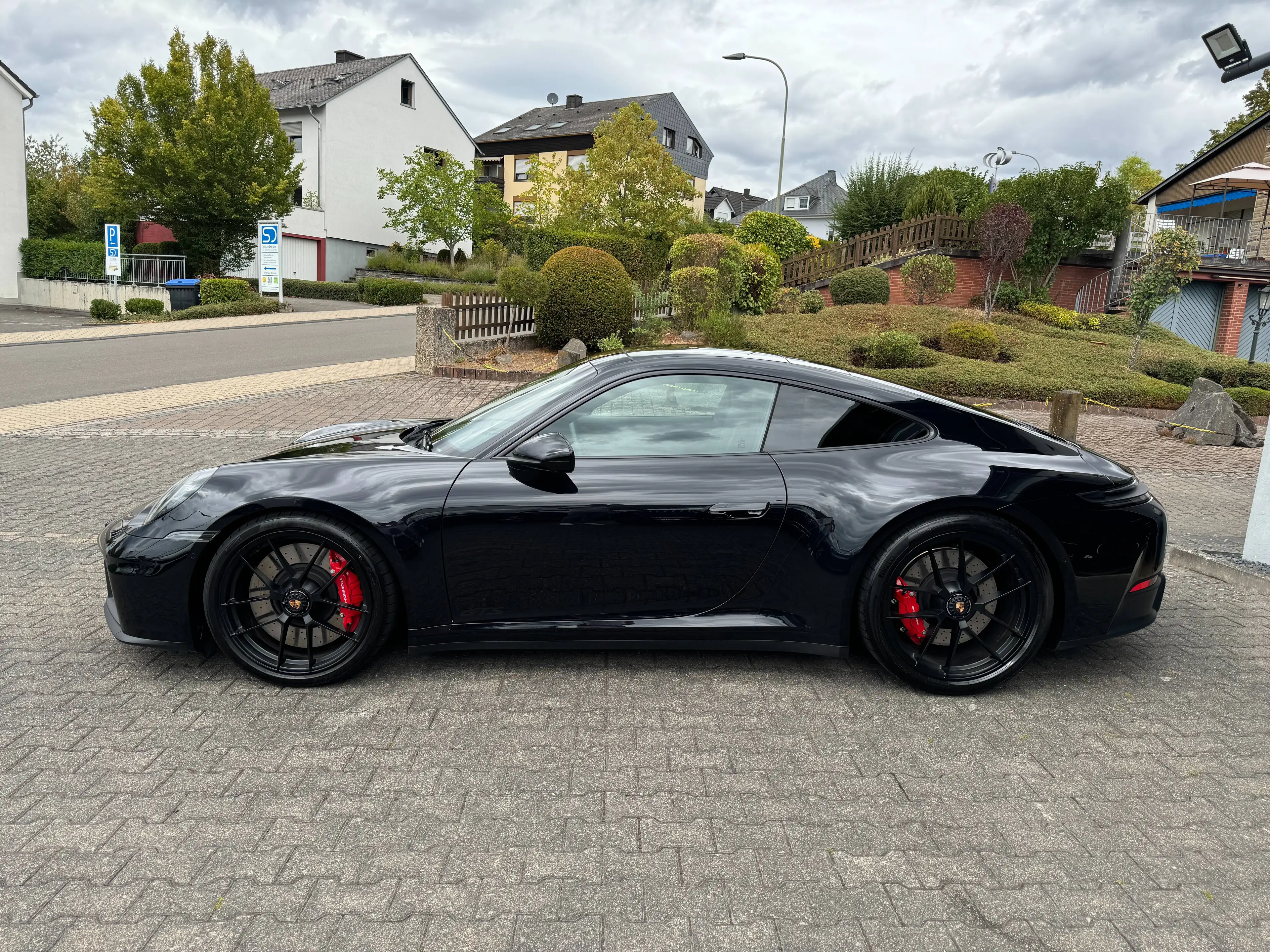 Porsche 992 .2 Carrera 4 GTS T-Hybrid*Chrono*Lift*SportAGA*MwSt.*PPF — photo 3