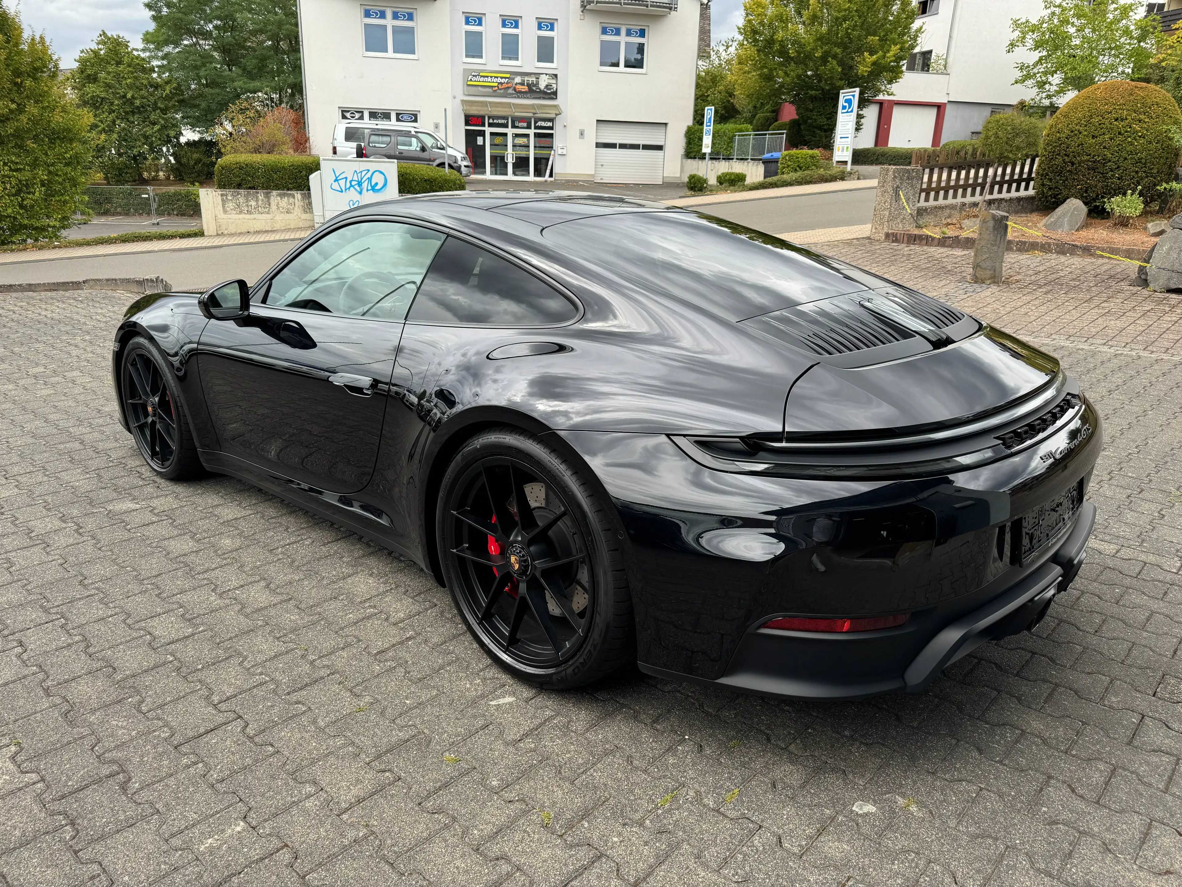 Porsche 992 .2 Carrera 4 GTS T-Hybrid*Chrono*Lift*SportAGA*MwSt.*PPF — photo 4