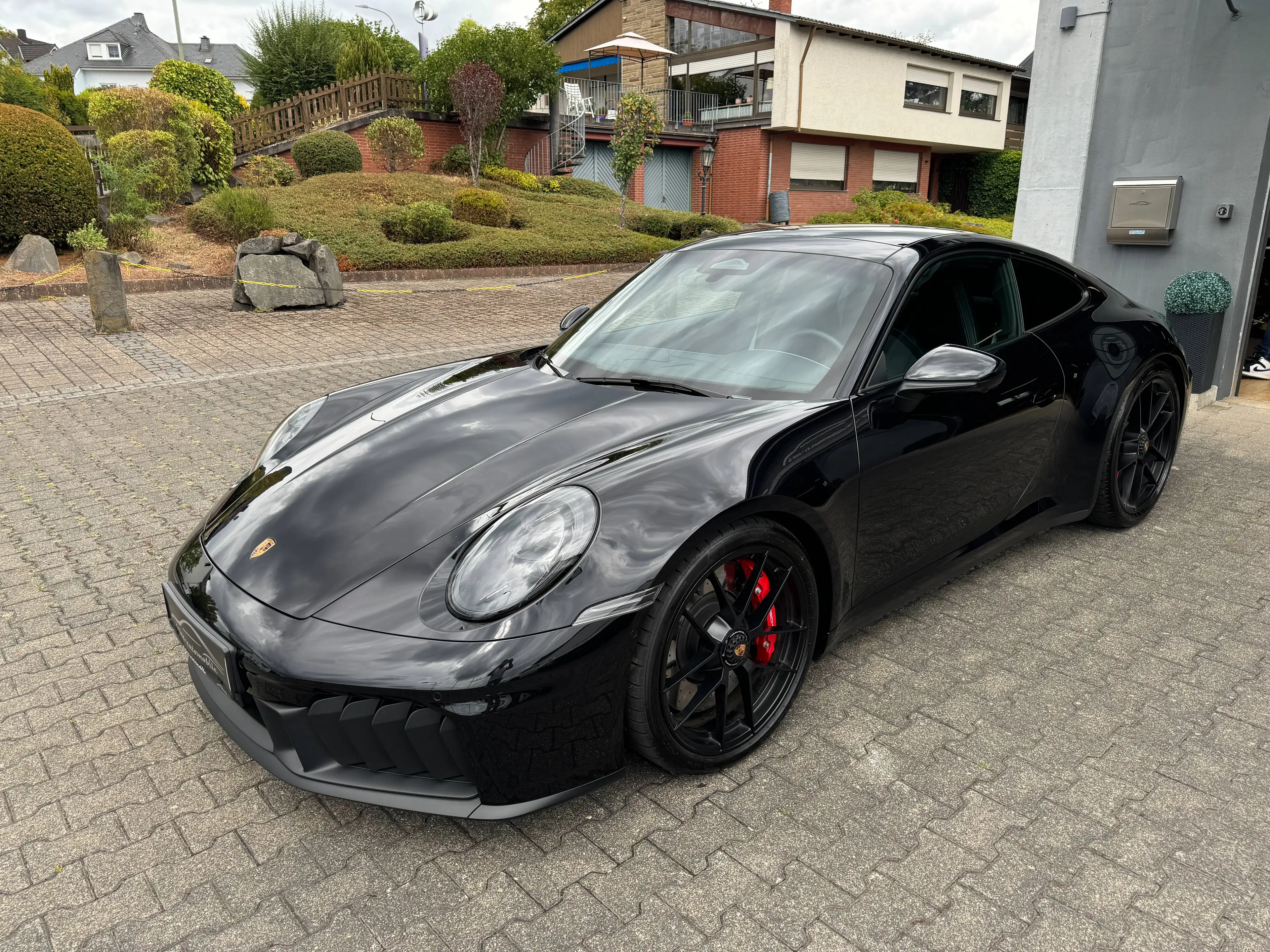 Porsche 992 .2 Carrera 4 GTS T-Hybrid*Chrono*Lift*SportAGA*MwSt.*PPF — photo 2