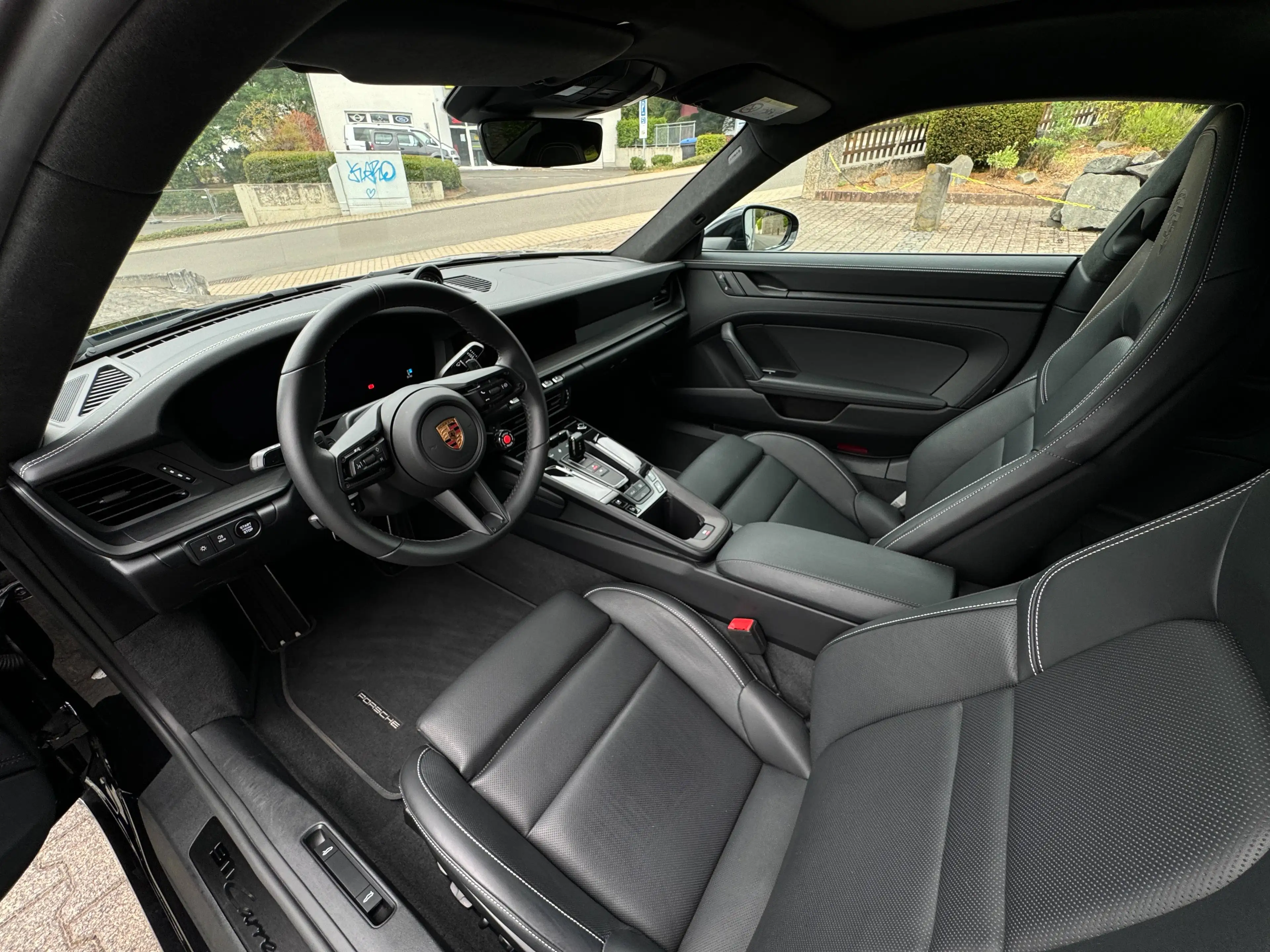 Porsche 992 .2 Carrera 4 GTS T-Hybrid*Chrono*Lift*SportAGA*MwSt.*PPF — photo 10