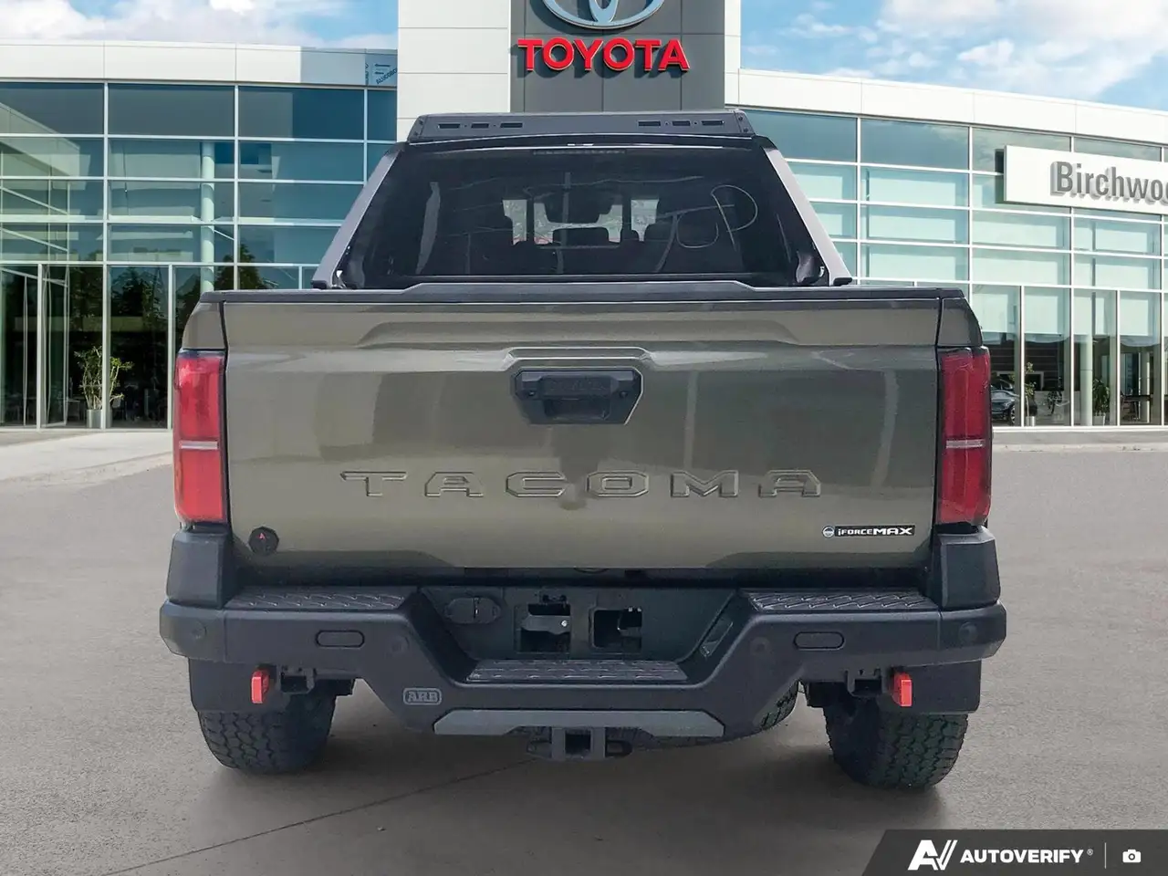 Toyota Tacoma снимка Toyota Tacoma