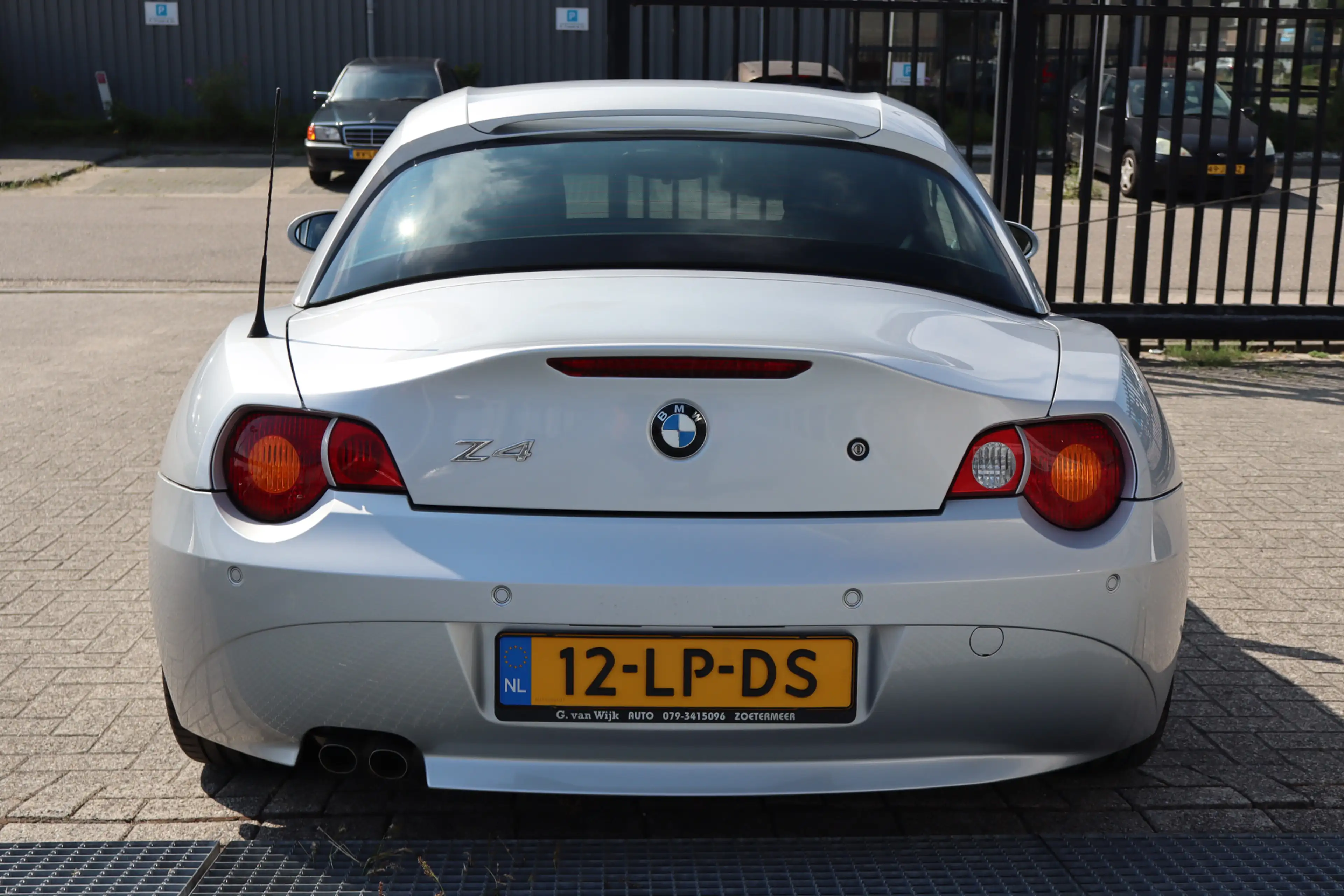 BMW Z4 Roadster 2.5i S — photo 11