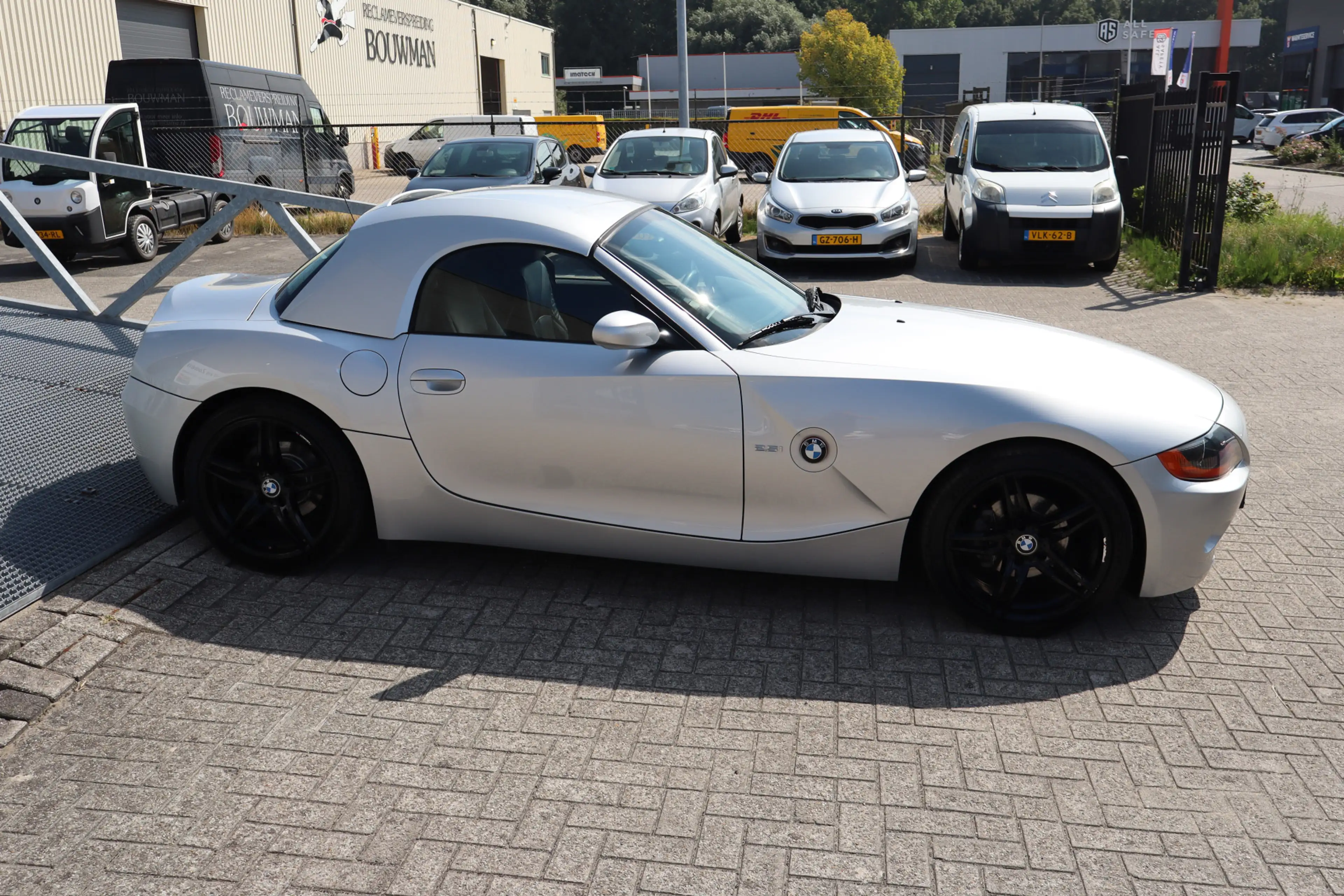 BMW Z4 Roadster 2.5i S — photo 9
