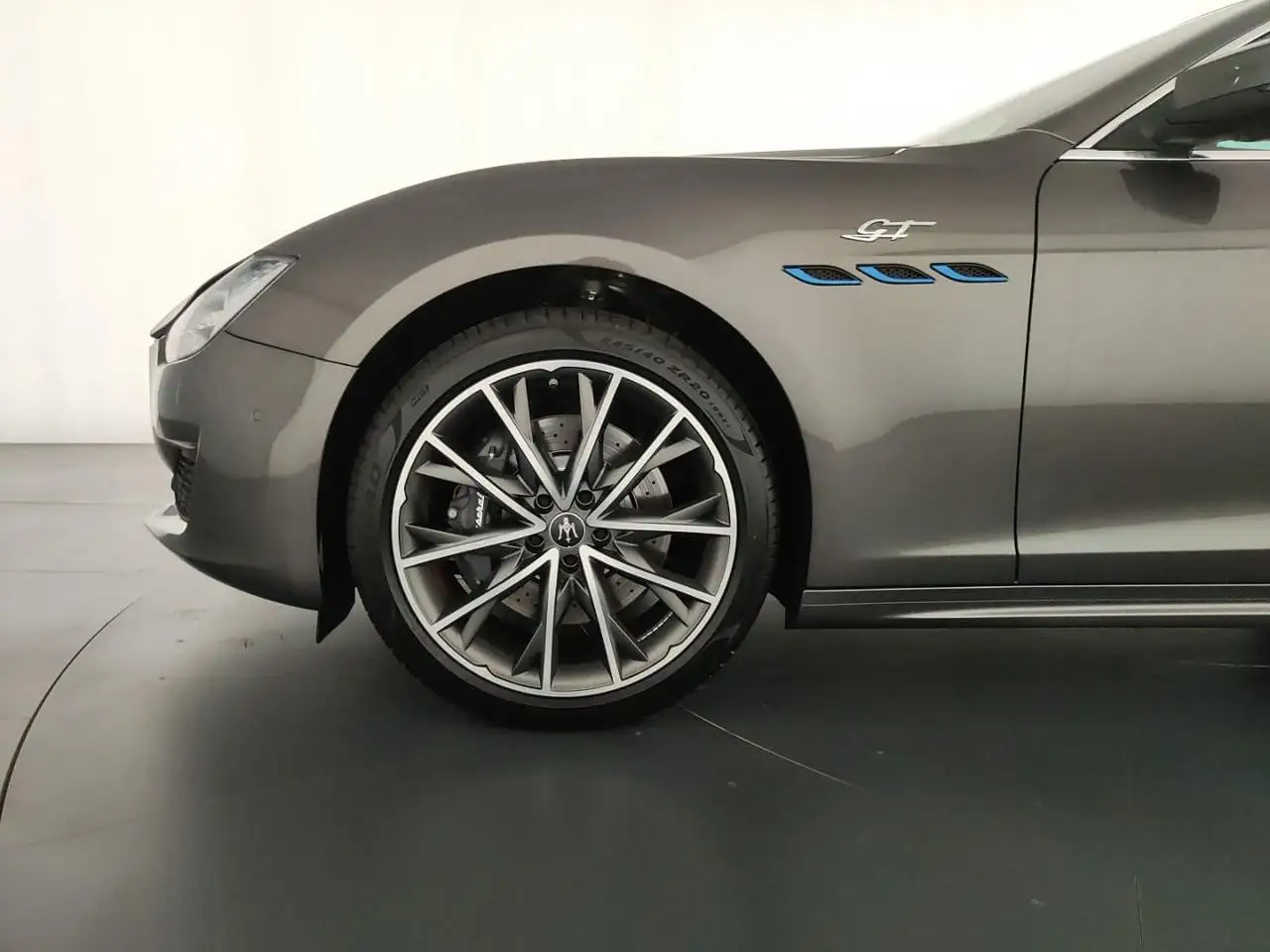 Maserati Ghibli 2024 — фото 8