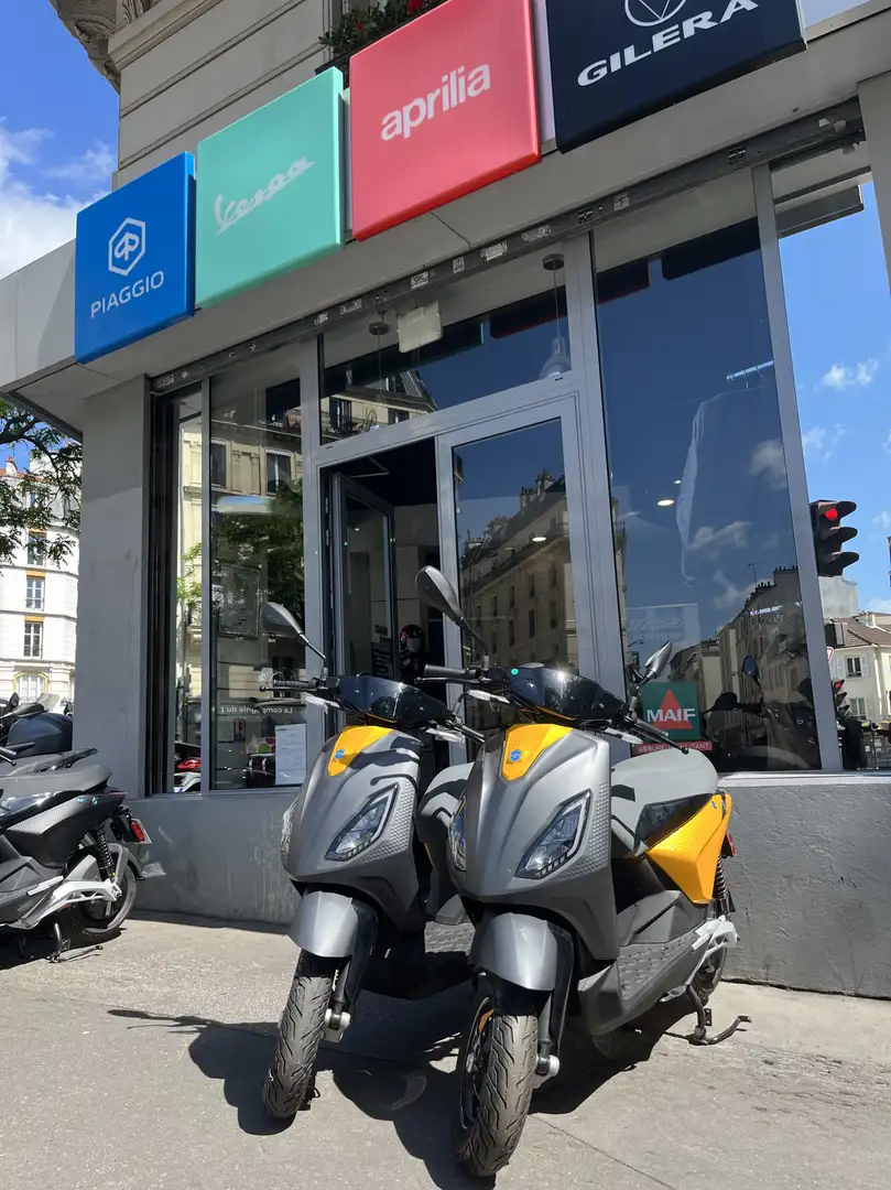 Piaggio Geel - 2