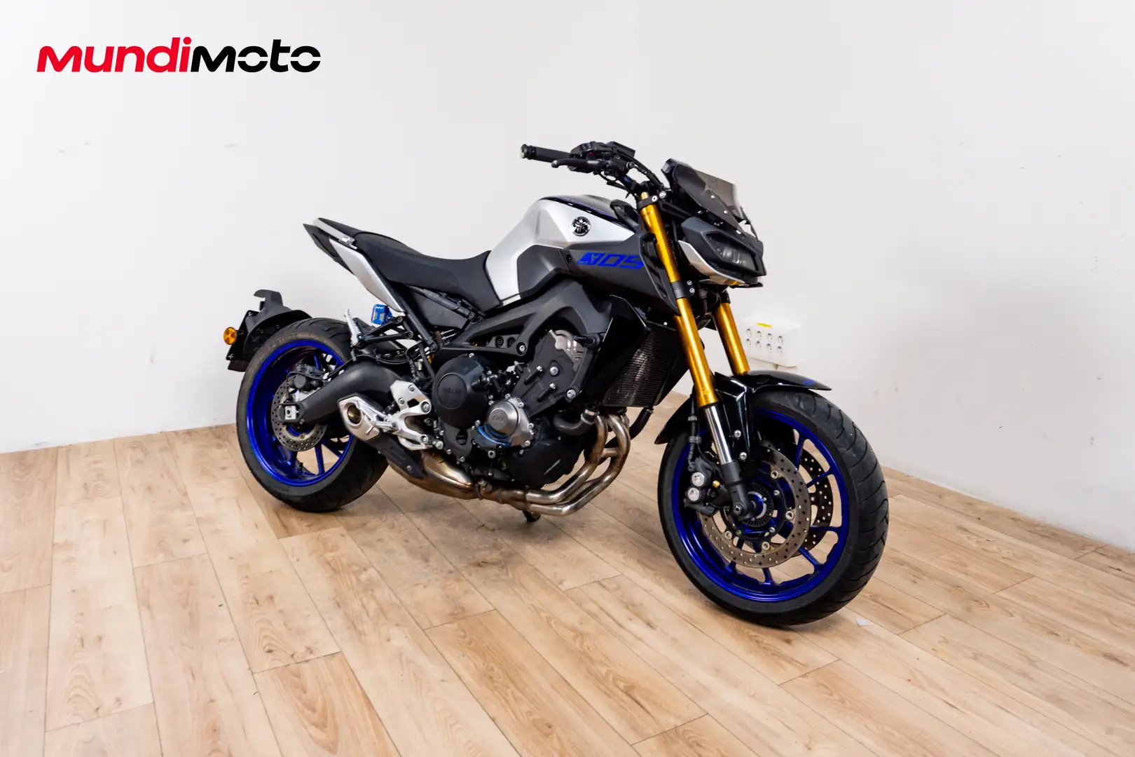 Yamaha MT-09 - 2