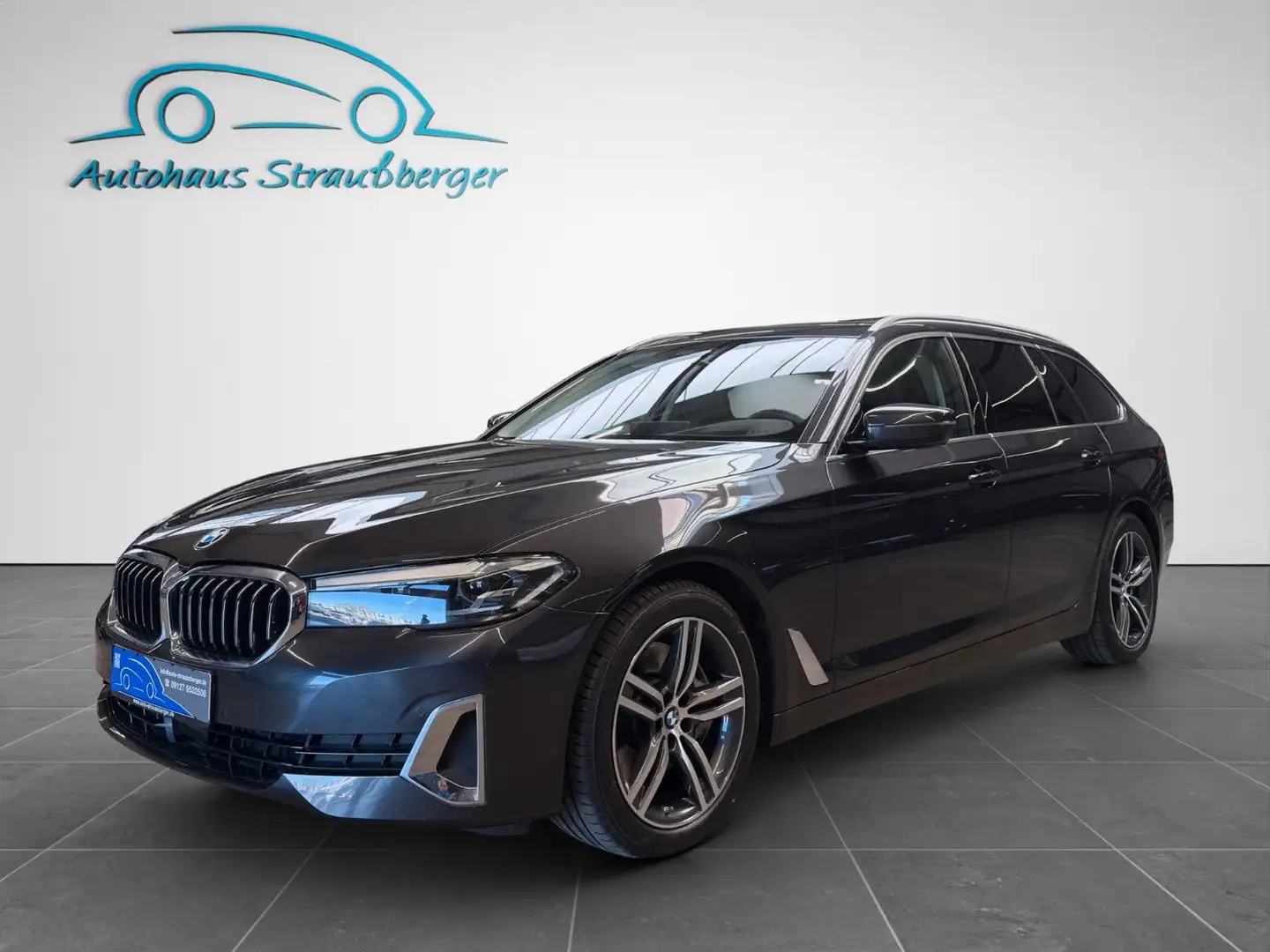 BMW 530 d xDrive Luxury Line ACC KZU 4ZK PANO LED QI Grau - 2