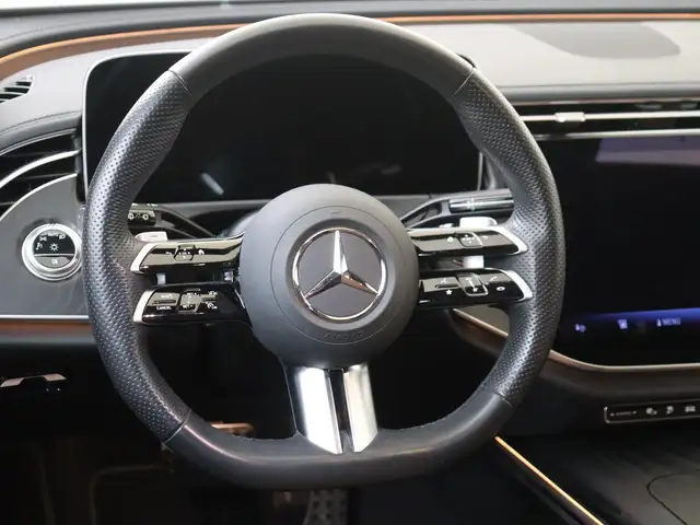 Mercedes-Benz E-Class view 10
