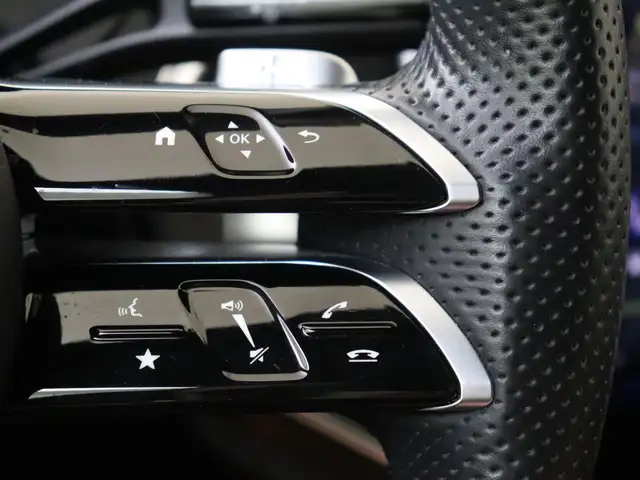 Mercedes-Benz E-Class view 14