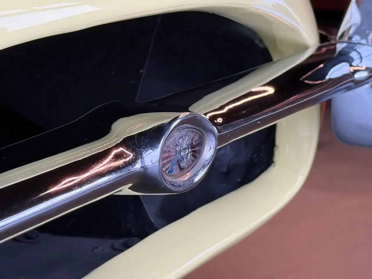 Jaguar E-Type Serie II 4.2 V6 OTS -Jaguar Certification-, foto 8