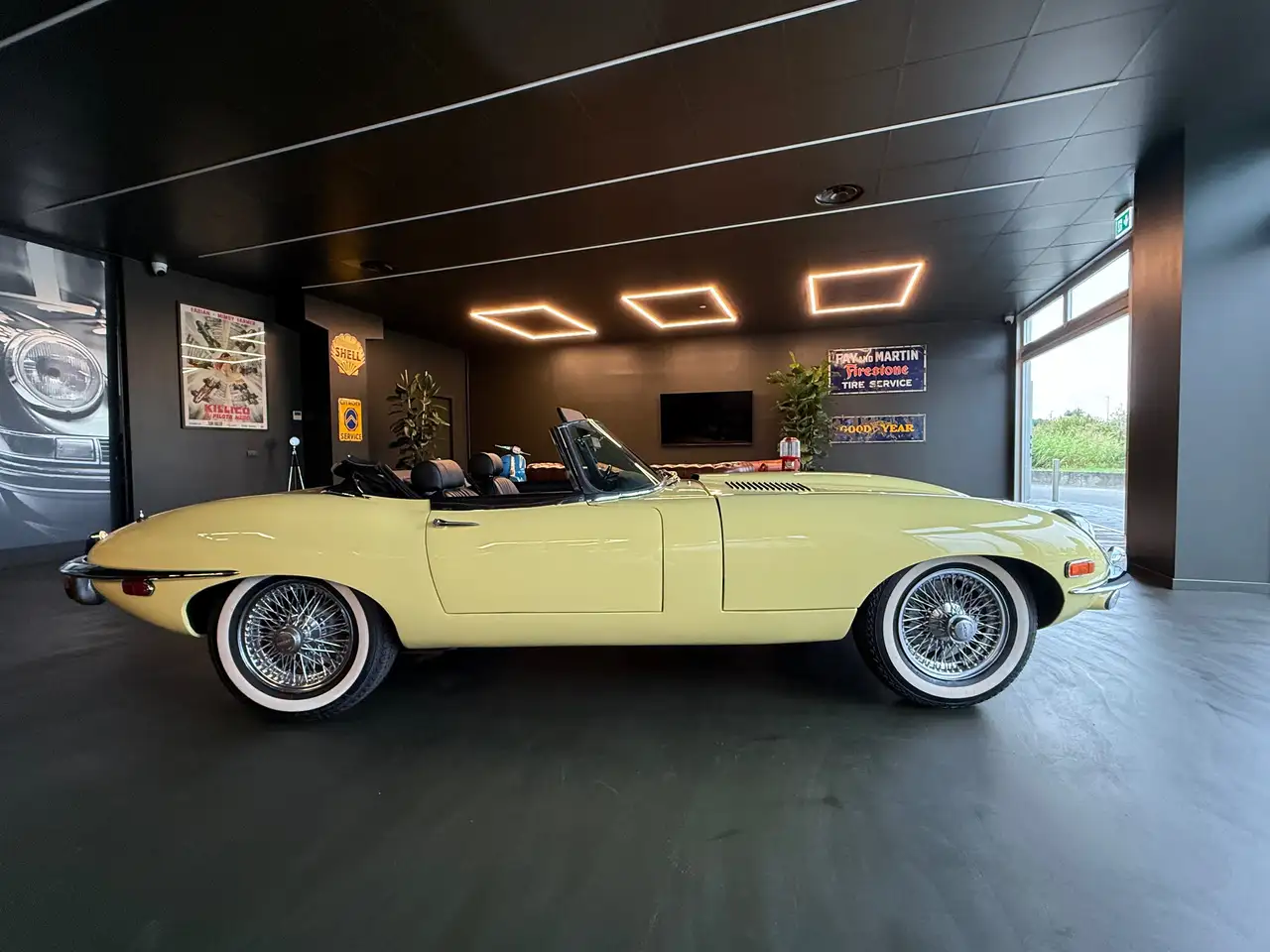 Jaguar E-Type Serie II 4.2 V6 OTS -Jaguar Certification-, foto 2