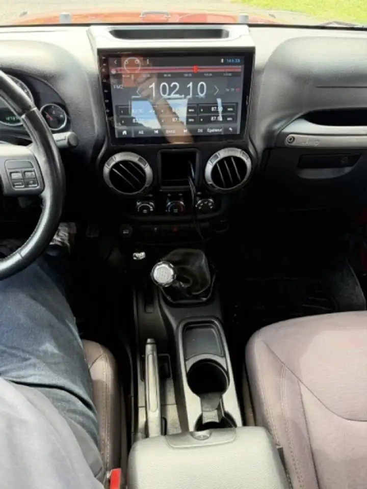 Jeep Wrangler снимка Jeep Wrangler