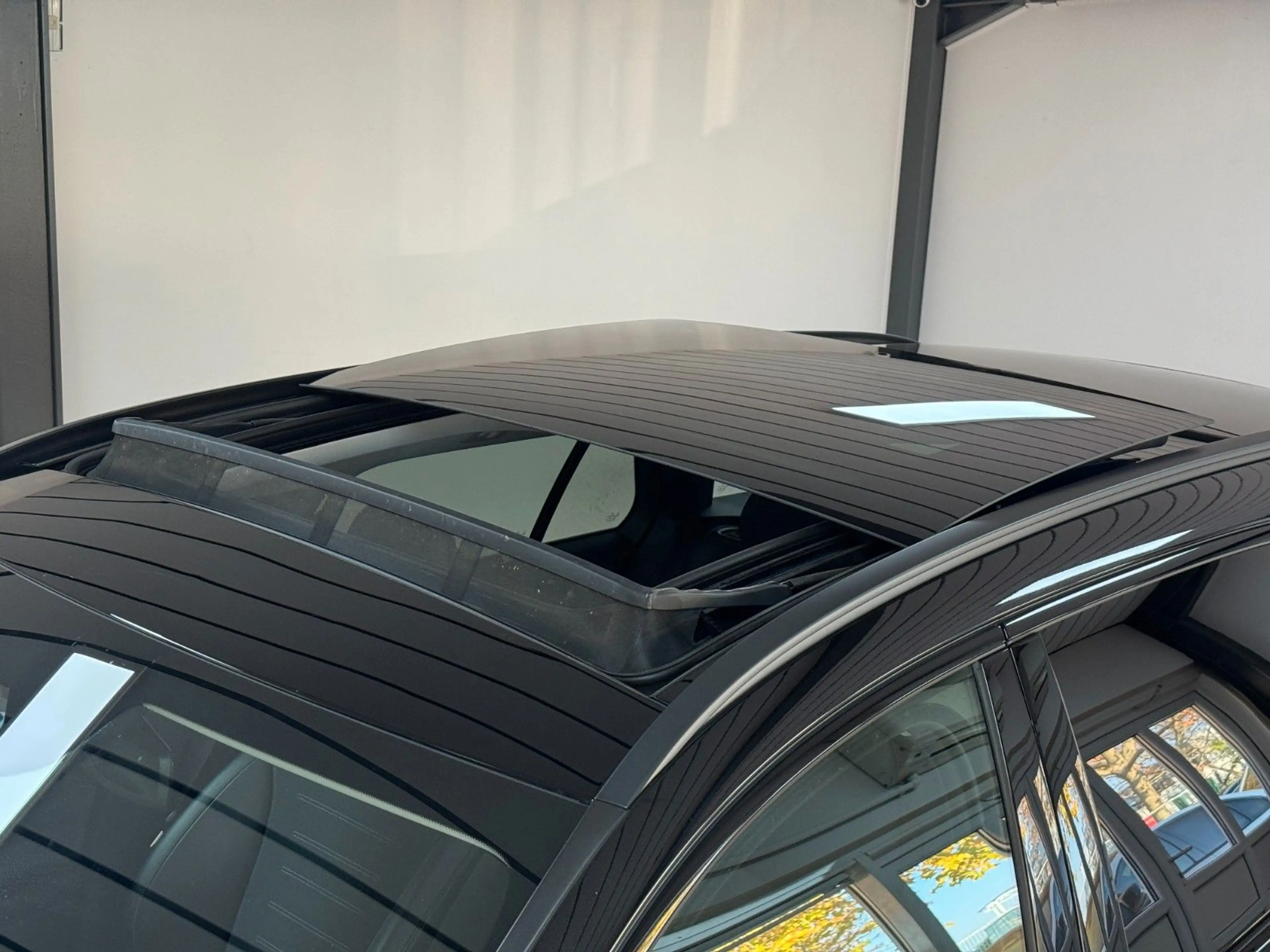 Mercedes-Benz C 200 T 4Matic *AMG*PANO*MBUX*AHK — photo 38
