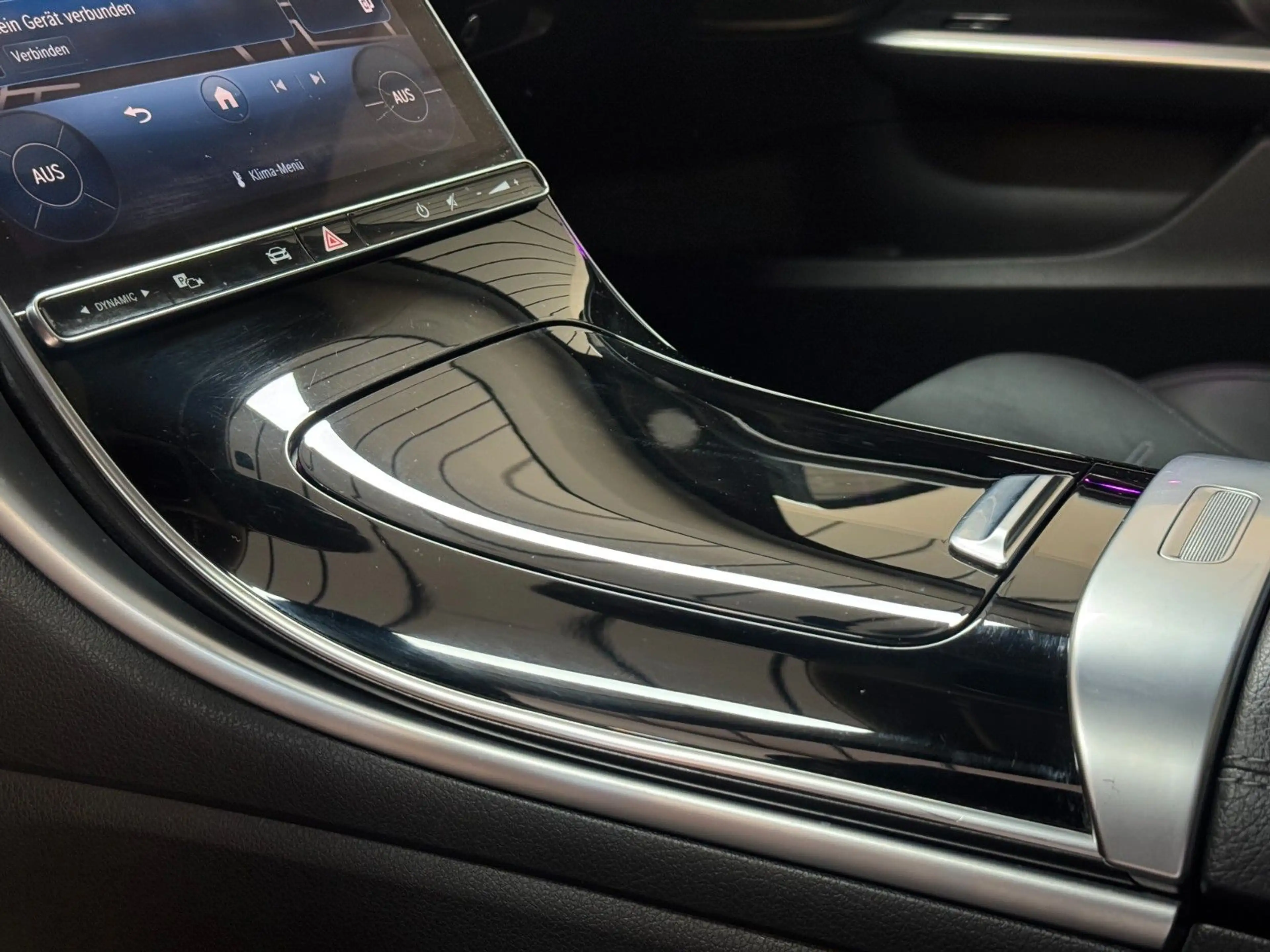 Mercedes-Benz C 200 T 4Matic *AMG*PANO*MBUX*AHK — photo 26