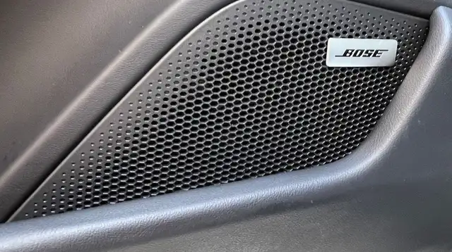 Porsche Taycan view 13