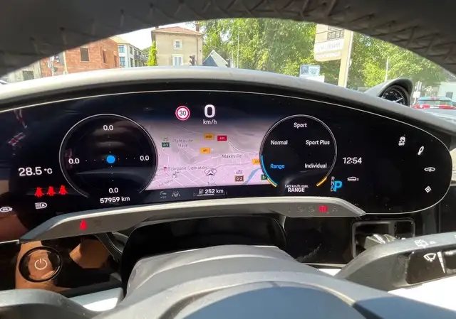 Porsche Taycan view 27