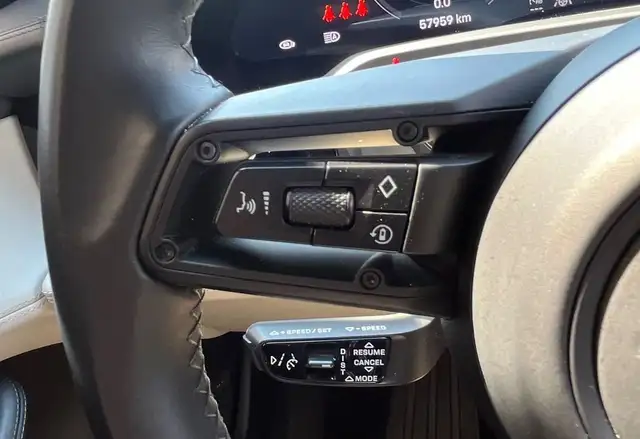 Porsche Taycan view 18