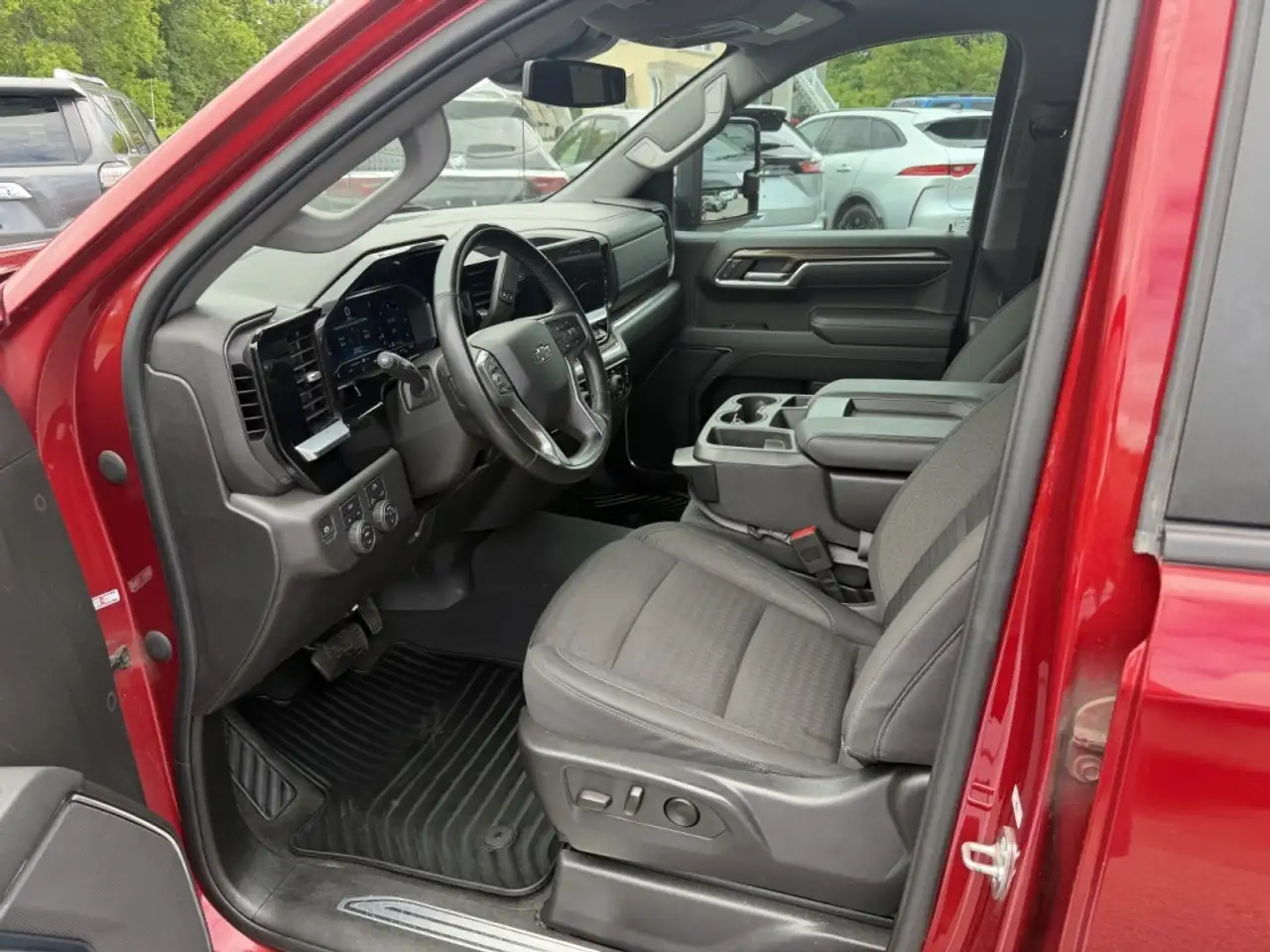 Chevrolet Silverado 1500 photo Chevrolet Silverado 1500