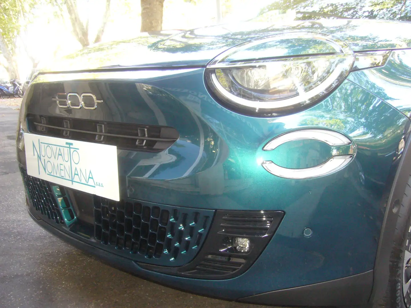 Fiat 600 Hybrid 110CV DCT6 MHEV La Prima NAVI / TELECAMERA Groen - 2